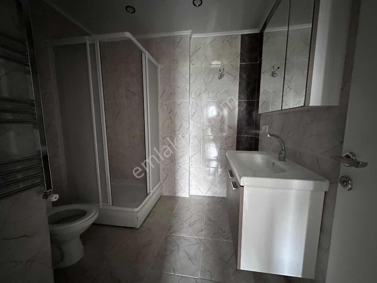 Re/max Target Ons'dan Yenişakran'da Satılık Tripleks Villa - Görsel 23