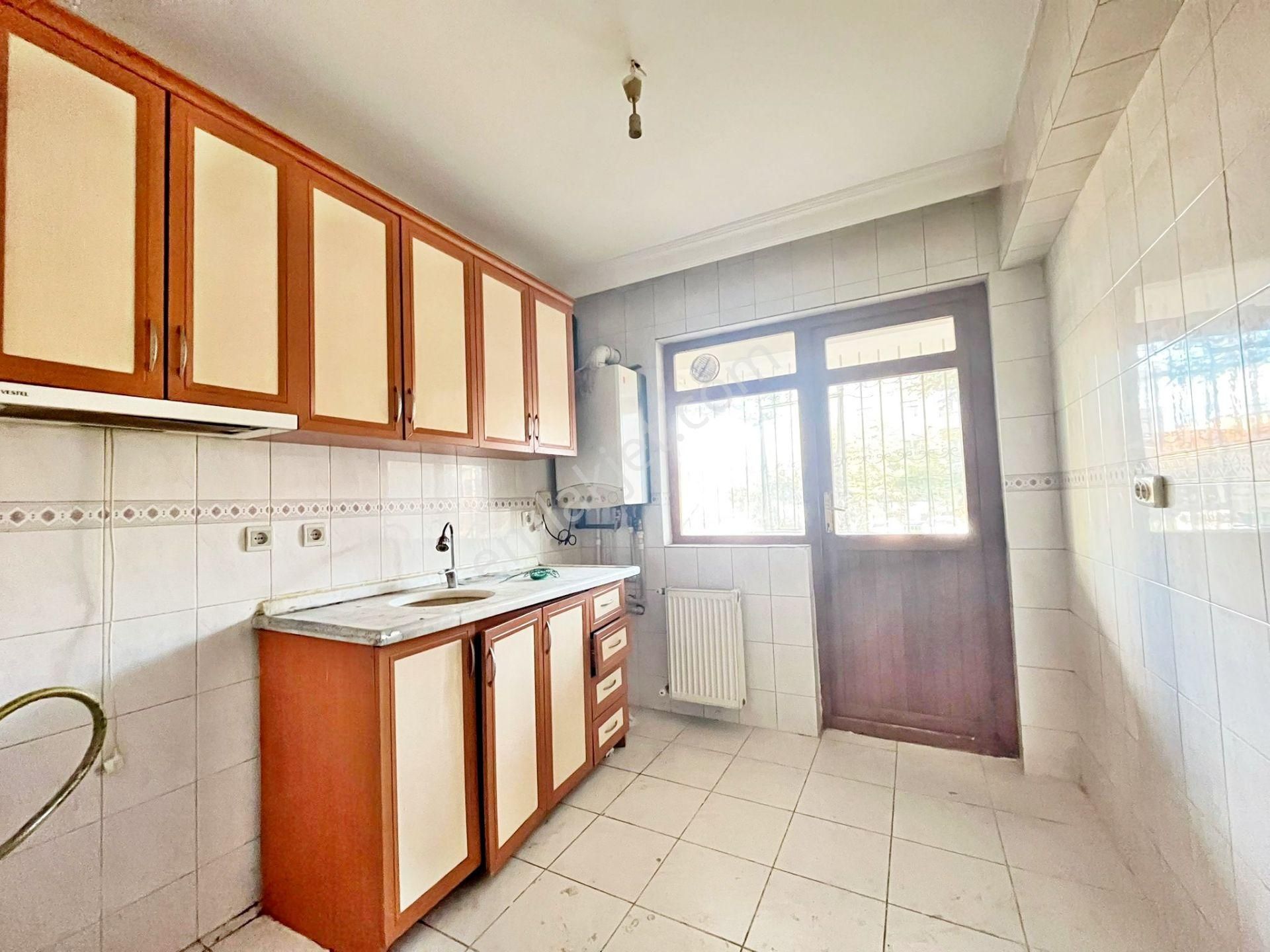 Etlik Şehir Hastanesine Yakın Oturuma Ve Yatırıma Uygun 3+1 Satılık Daire