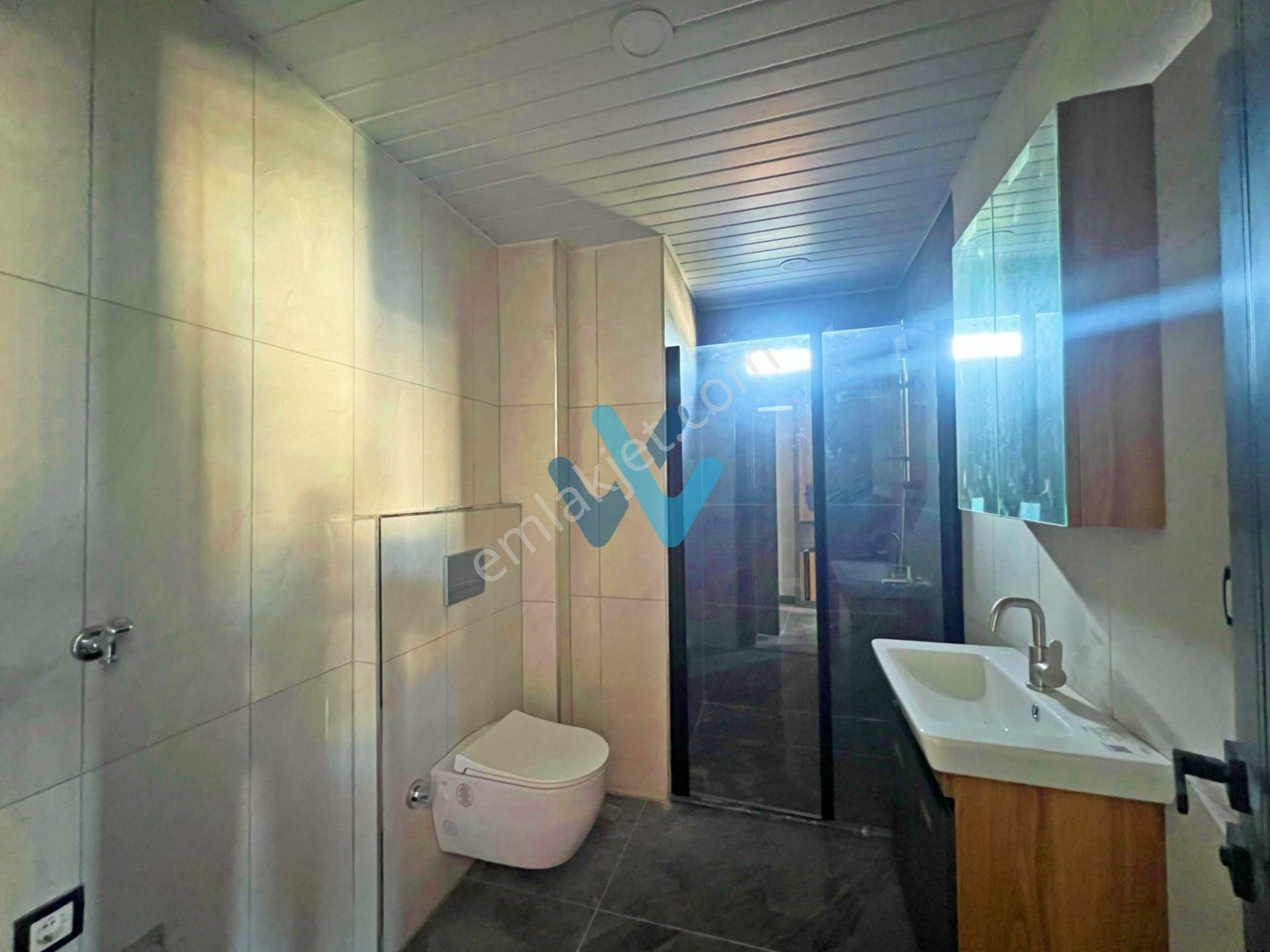 Win'den Çeşmeli'de Deniz Manzaralı Satılık (0) 1+1 Lüks Yazlık - Görsel 17