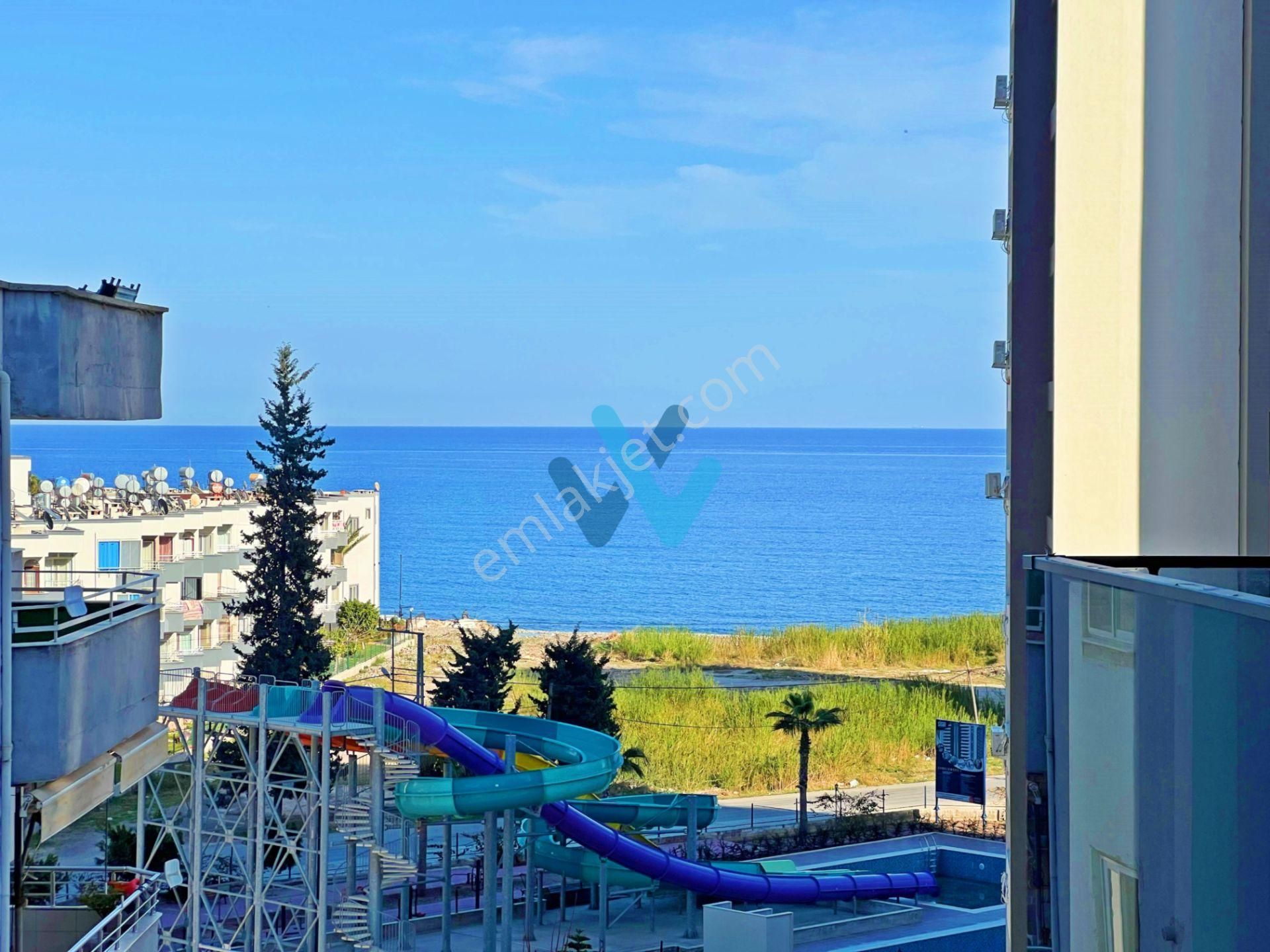 Win'den Çeşmeli'de Deniz Manzaralı Satılık (0) 1+1 Lüks Yazlık