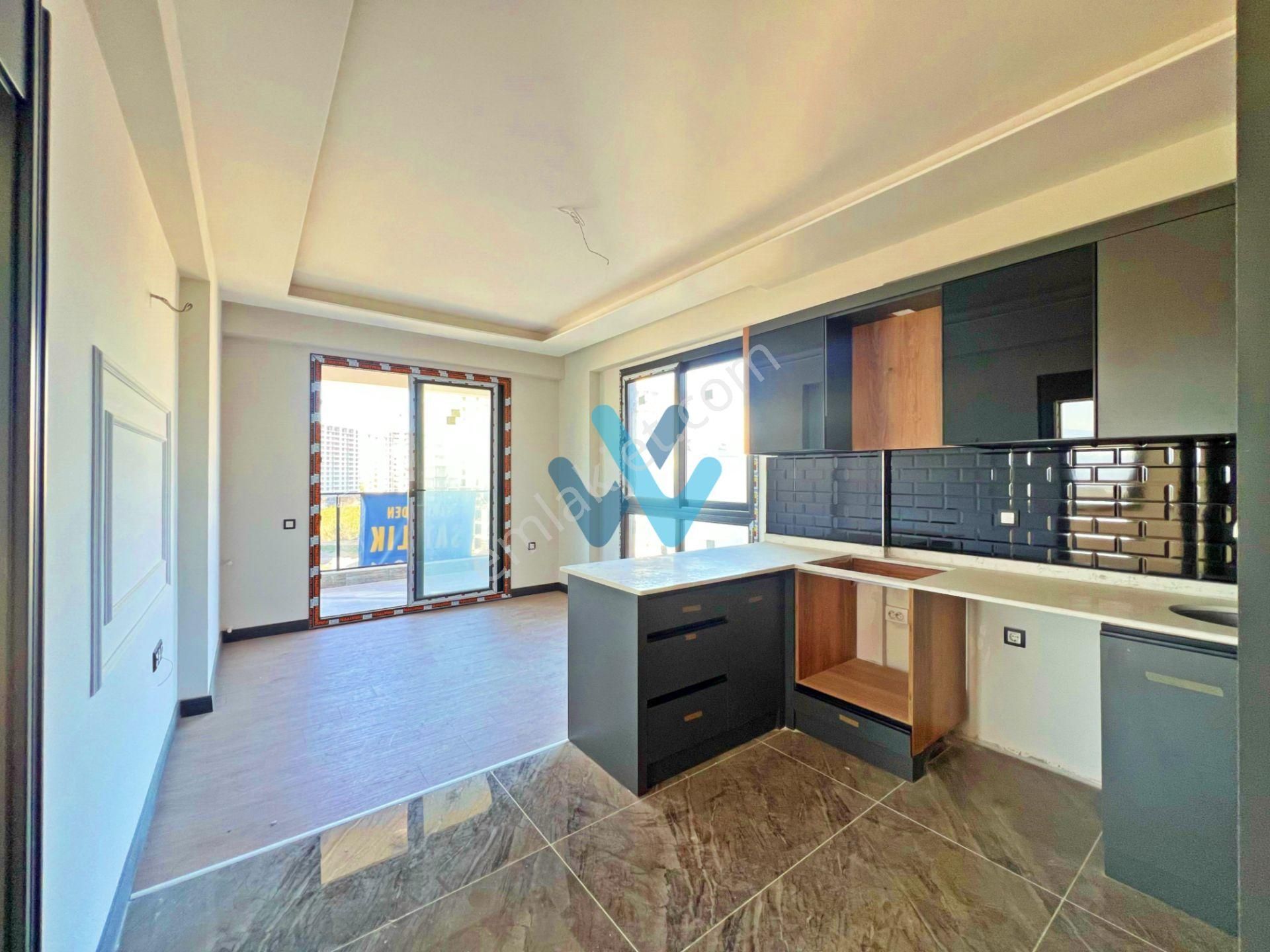 Win'den Çeşmeli'de Deniz Manzaralı Satılık (0) 1+1 Lüks Yazlık - Görsel 5