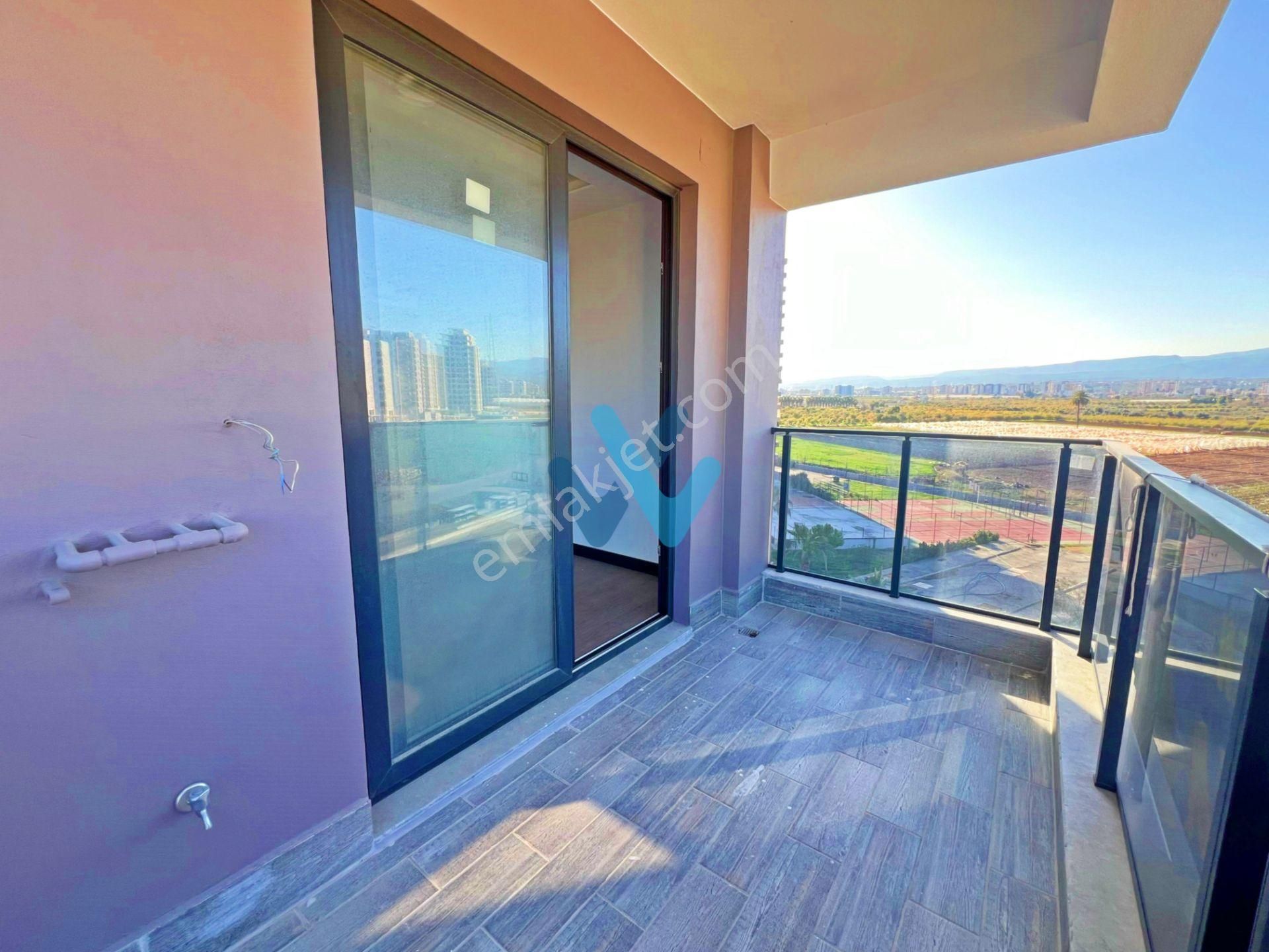 Win'den Çeşmeli'de Deniz Manzaralı Satılık (0) 1+1 Lüks Yazlık - Görsel 12