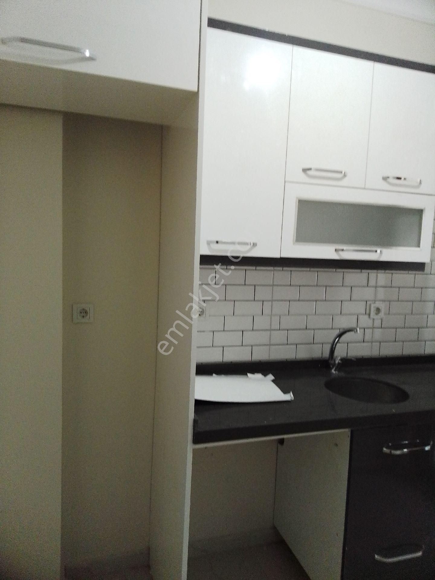 Arı Emlak'tan Kiralık 70 2+1 - Görsel 24
