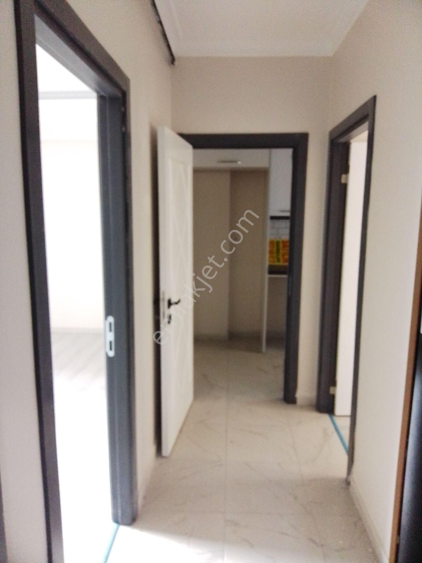 Arı Emlak'tan Kiralık 70 2+1 - Görsel 8