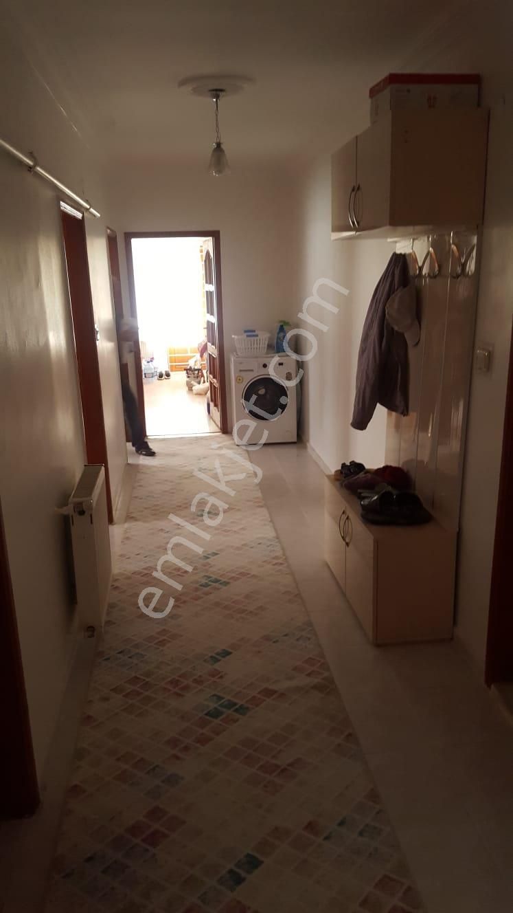3+1 Bağımsız Salon Ön Cephe Satılık Daire Yıldız Emlak'tan - Görsel 4