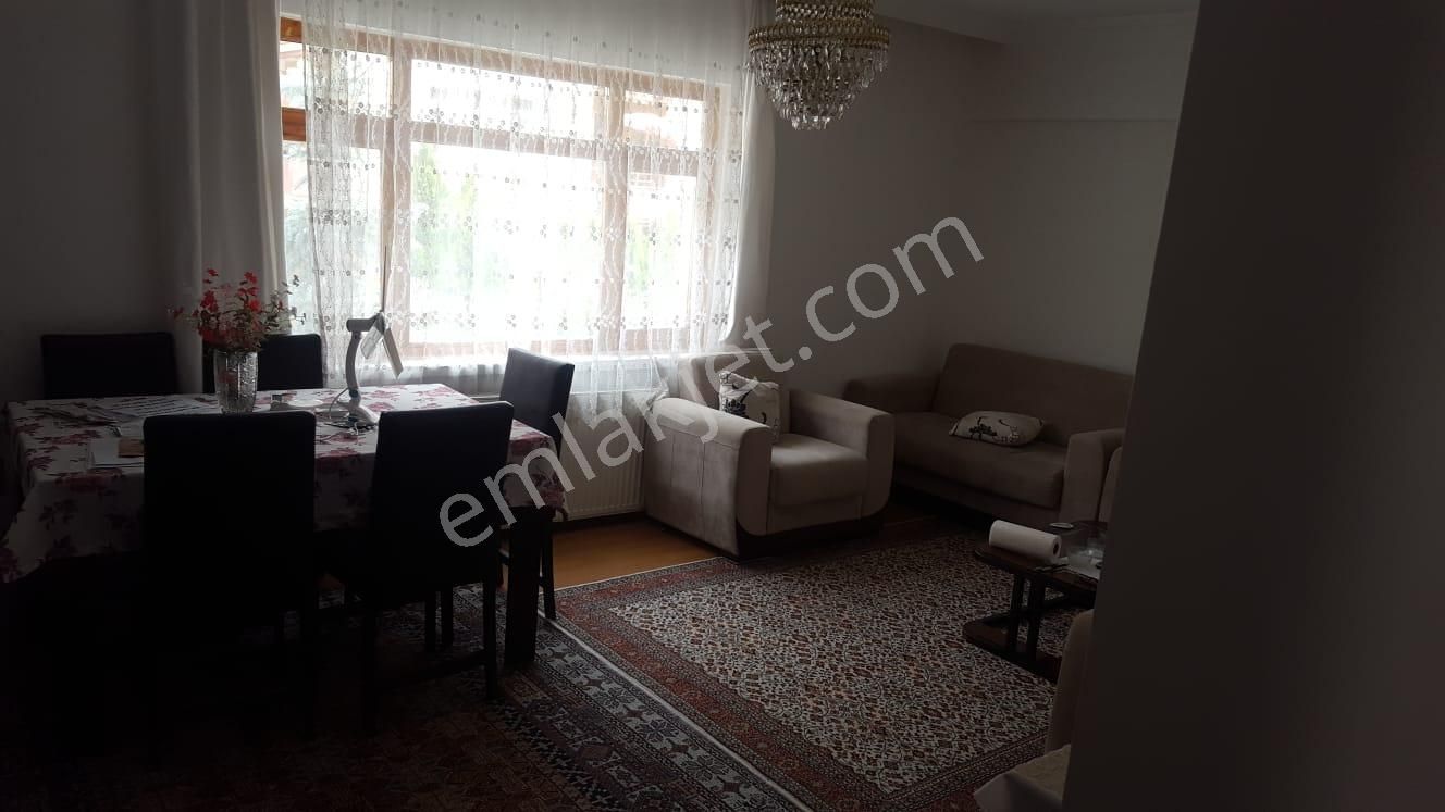 3+1 Bağımsız Salon Ön Cephe Satılık Daire Yıldız Emlak'tan