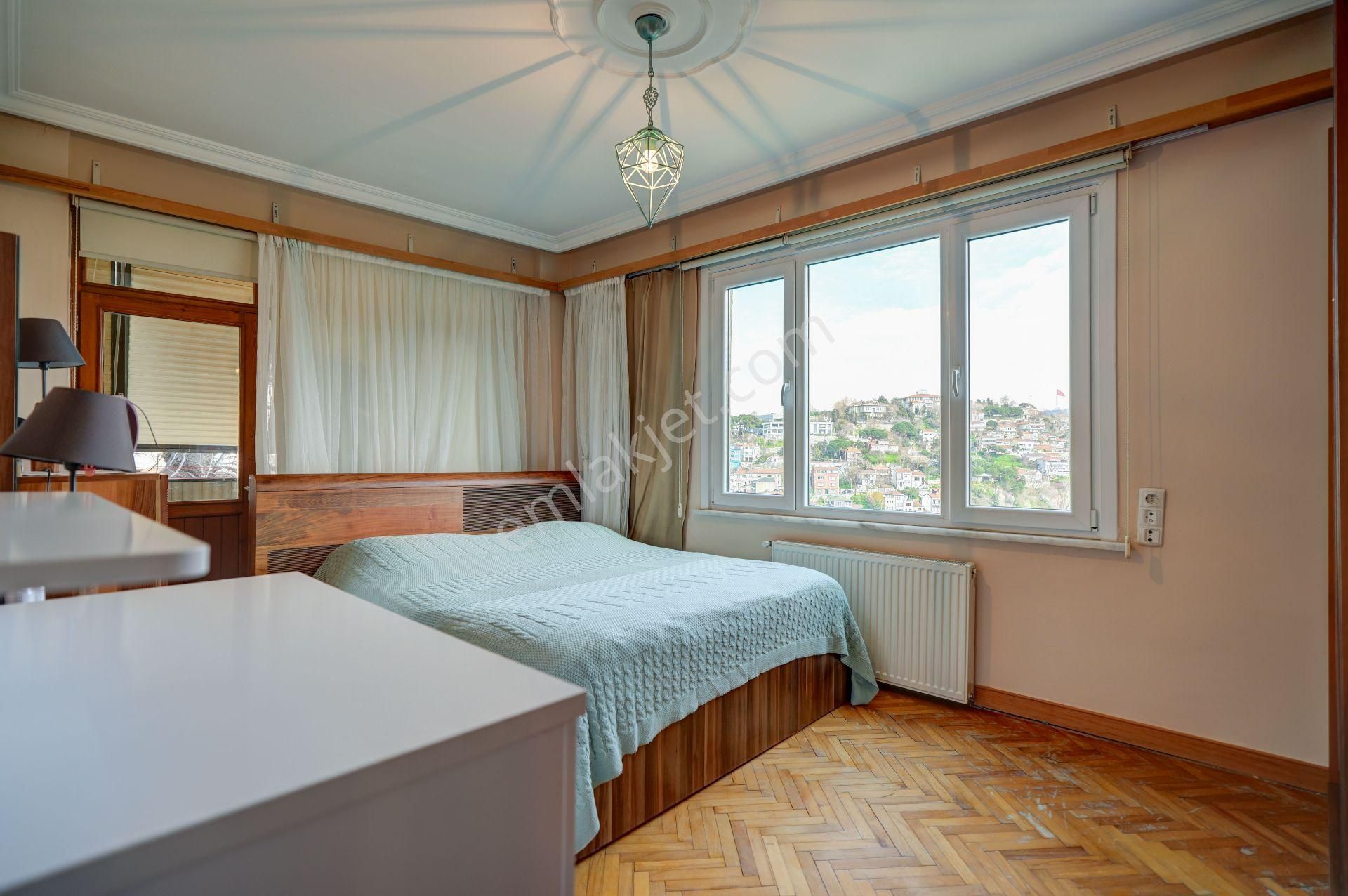 Üsküdar Kuzguncuk 'da Boğaz Ve Doğa Manzaralı Satılık 2+1 Daire - Görsel 25