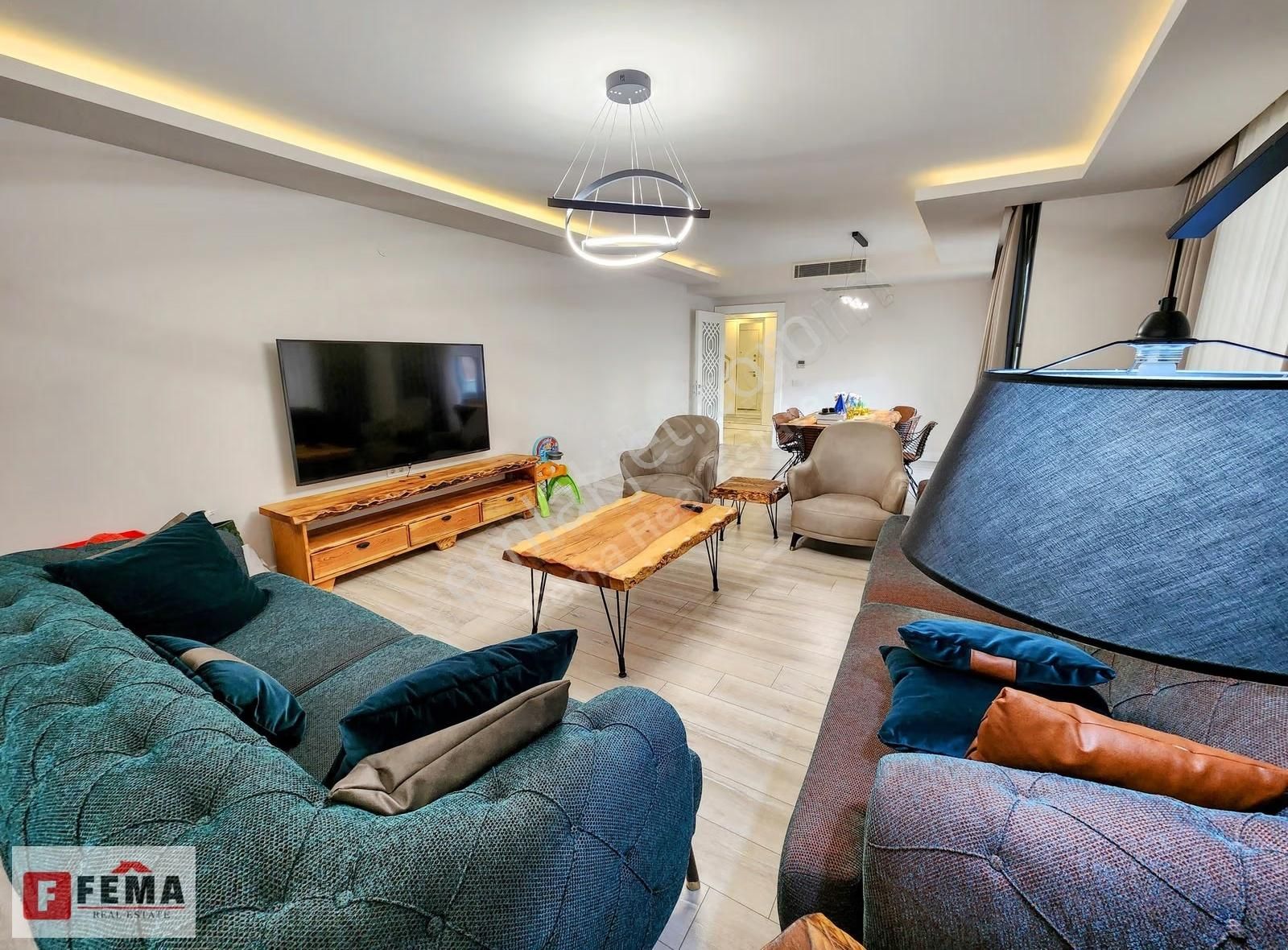 Lüks Donanımlı Sitede Satılık 4+1 Rezidans - For Sale - Görsel 22