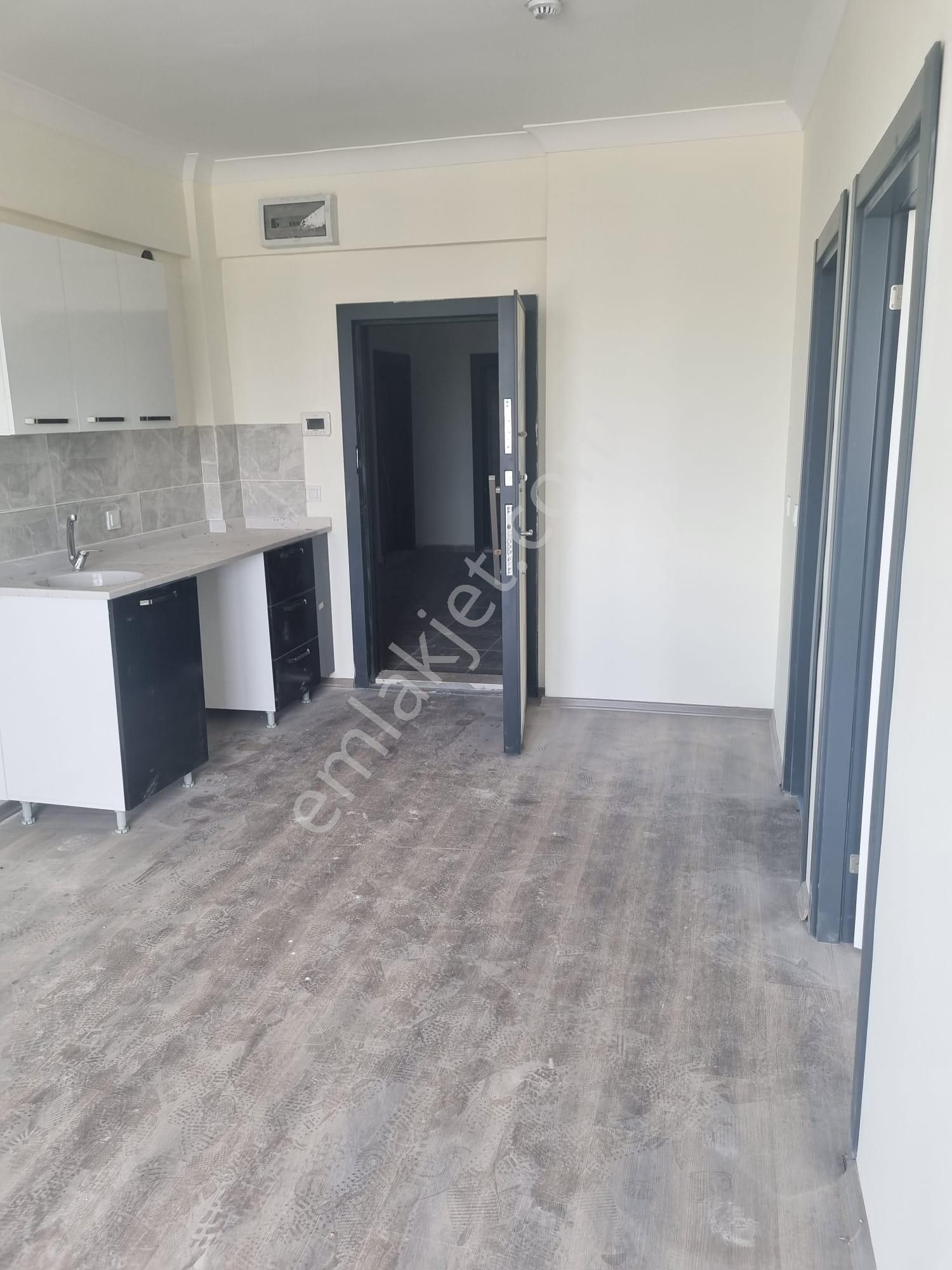 Havalimanı Ve Üniversite Arasında 1+1 Sıfır Yatırımlık Daire - Görsel 11