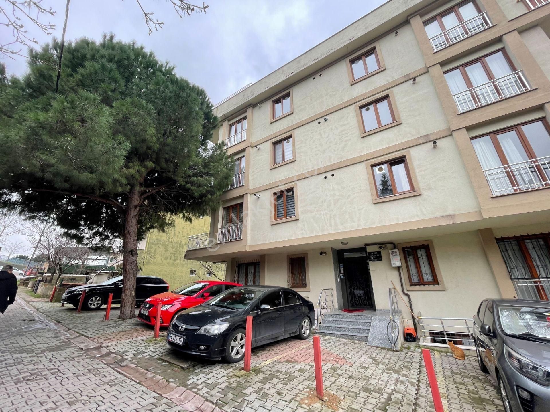 Kayışdağı Mah. 7tepe Üni. Yürüme Mesfsnd Manzaralı Çatı Katı 1+1 - Görsel 31