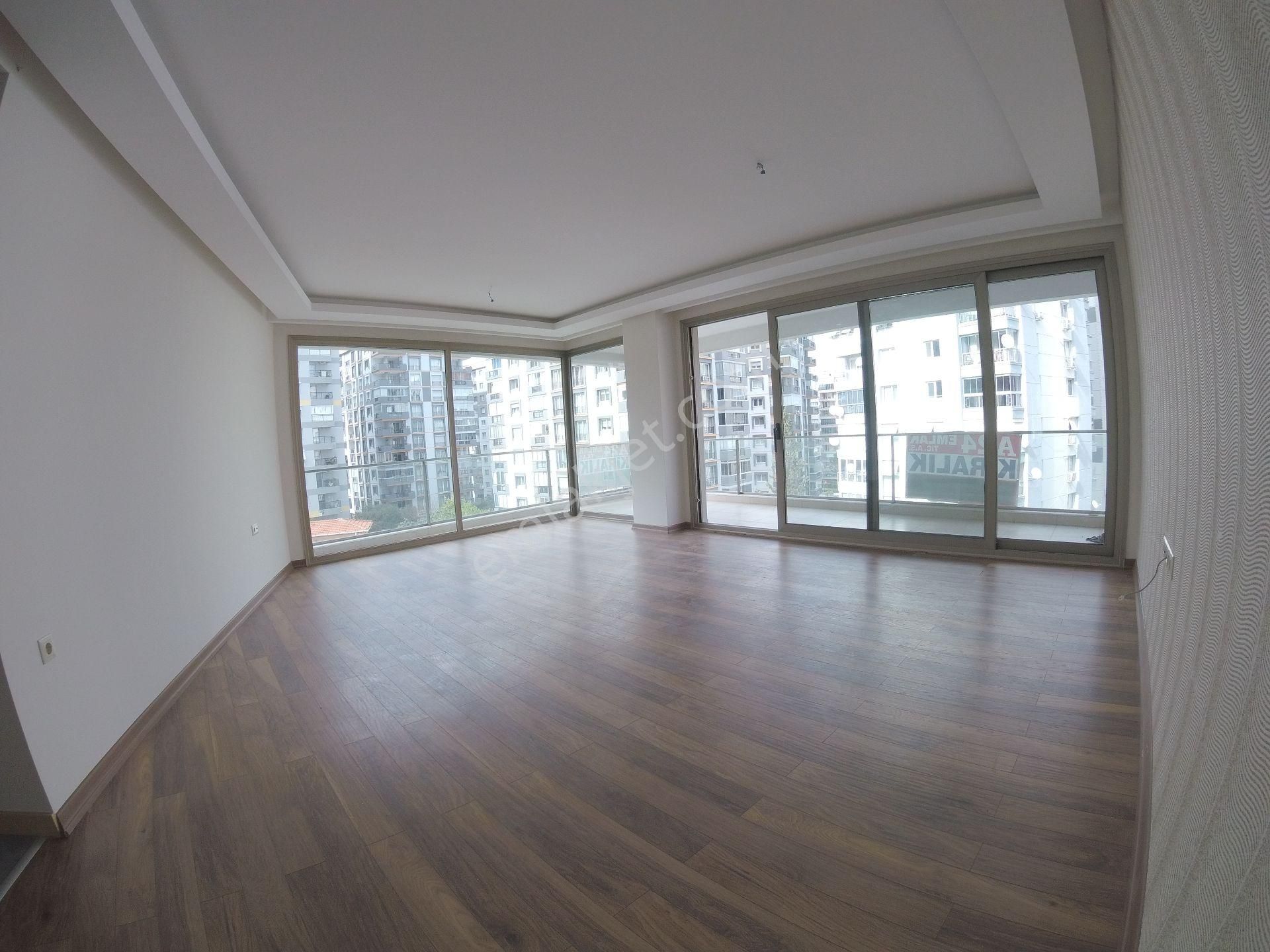 Narlıderede Kiralık Lüx Daire 3+1 Rezidans Deniz Manzaralı Opark - Görsel 12