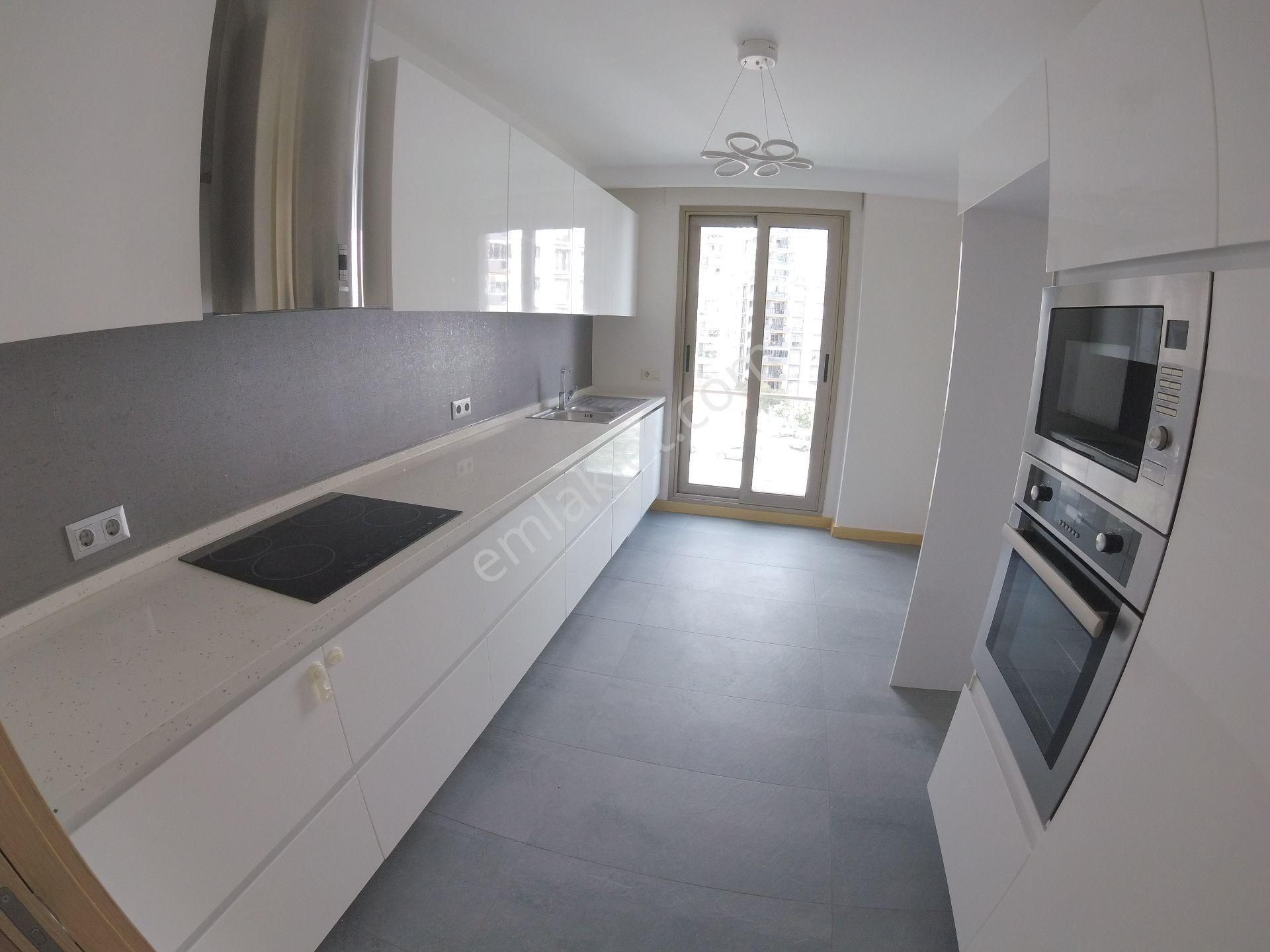 Narlıderede Kiralık Lüx Daire 3+1 Rezidans Deniz Manzaralı Opark - Görsel 31