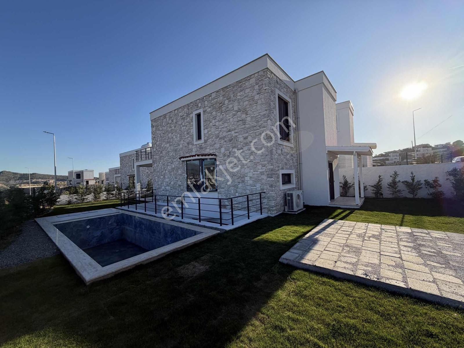 Bodrum'da Satılık Ortakent'te 4+1 Müstakil Villa - Görsel 3