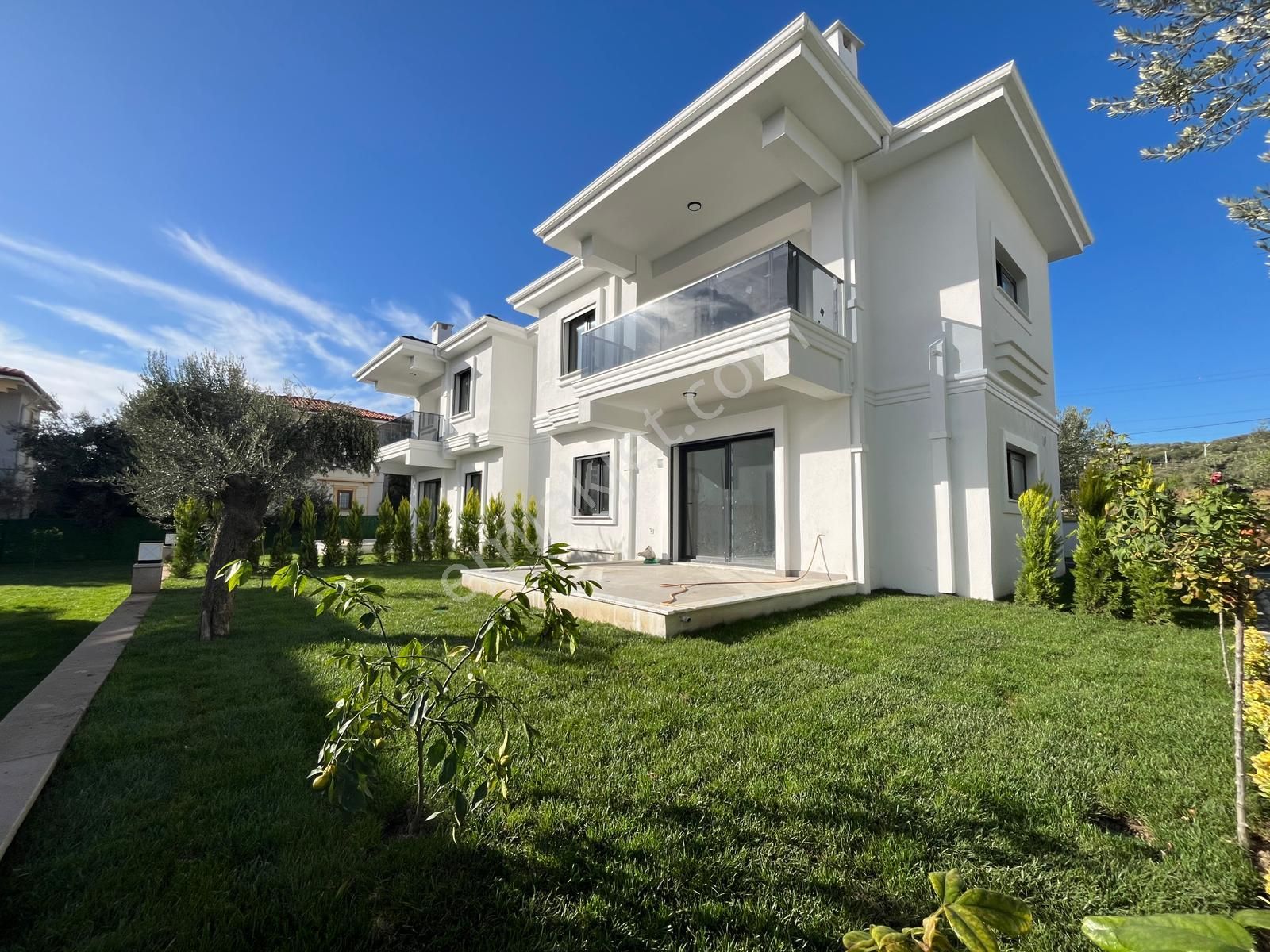 ▶ ▶akçay Körfez'den Müstakil Bahçeli Denize 250 Mt 2+1 Satılık Daire - Görsel 3