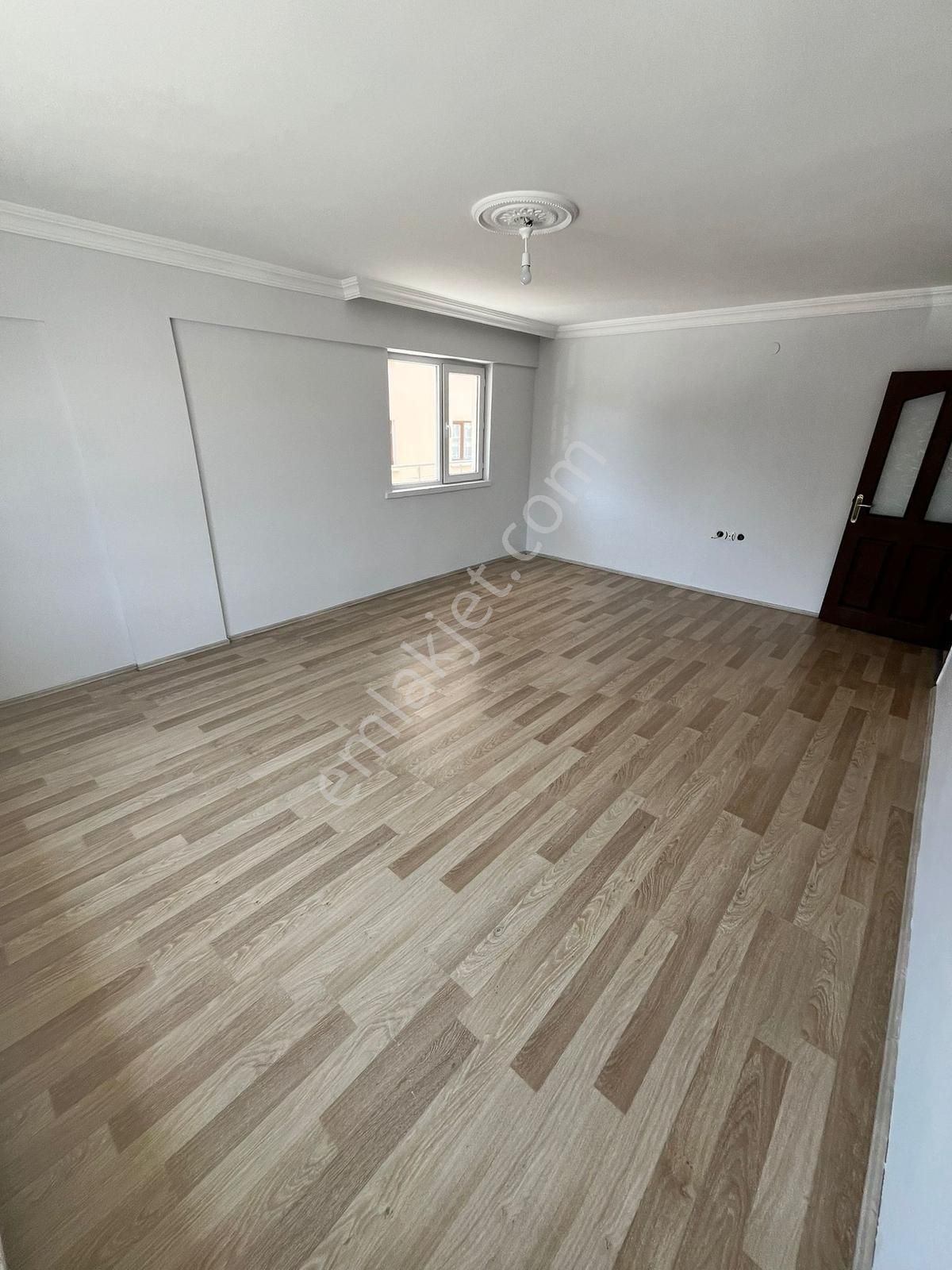 Karapürçek Cadde Üzeri Ön Cephe Katta Asansörlü 135 Mt 3+1 Daire - Görsel 29