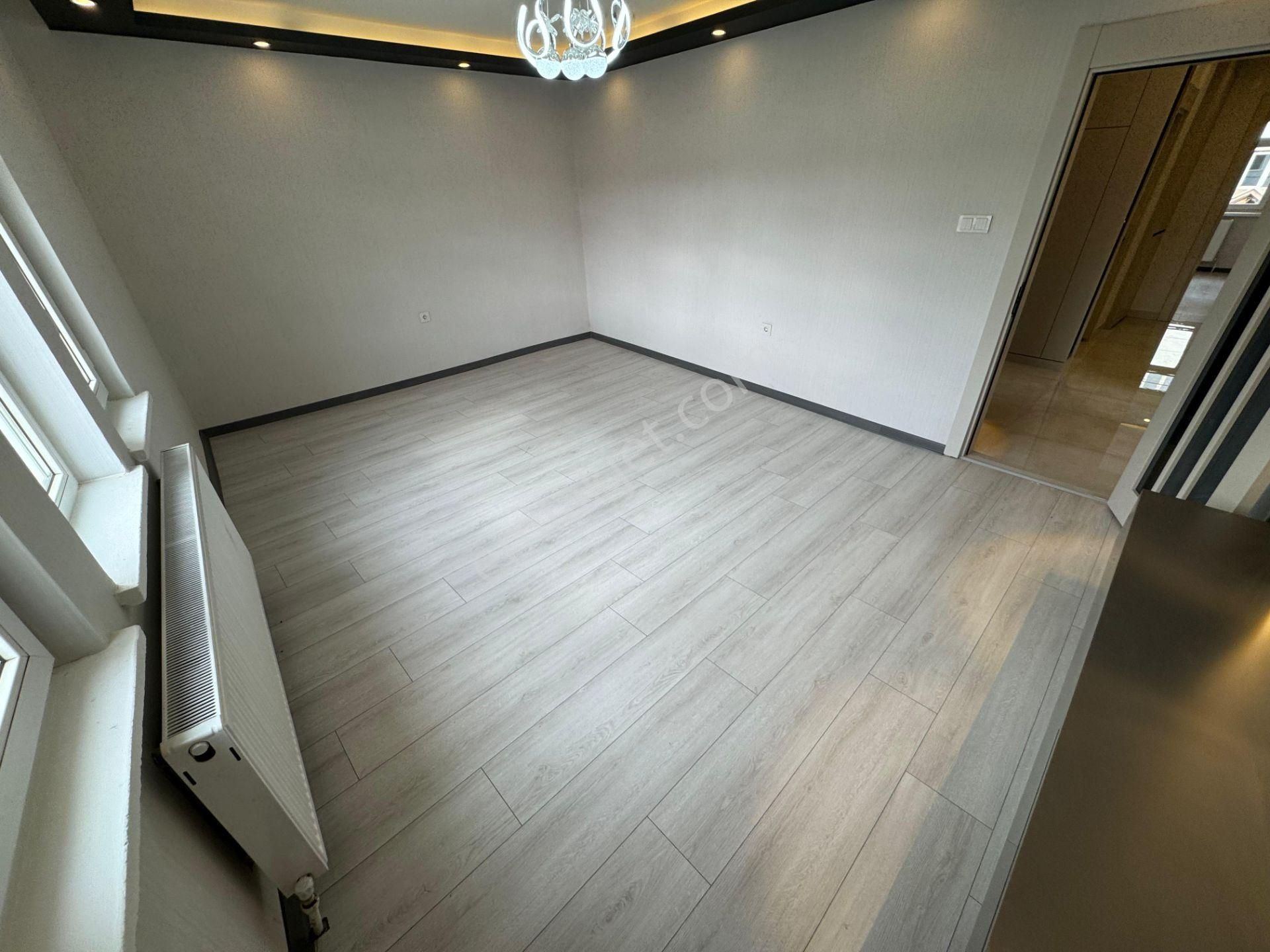 Ahi Evran Mahallesinde 3+1 Katta Full Yapılı Daire! - Görsel 12