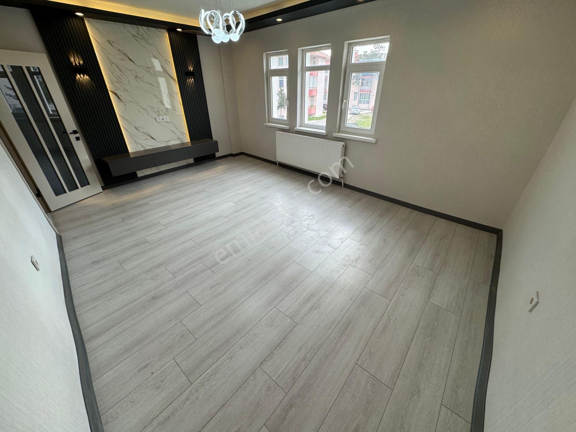 Ahi Evran Mahallesinde 3+1 Katta Full Yapılı Daire! - Görsel 7