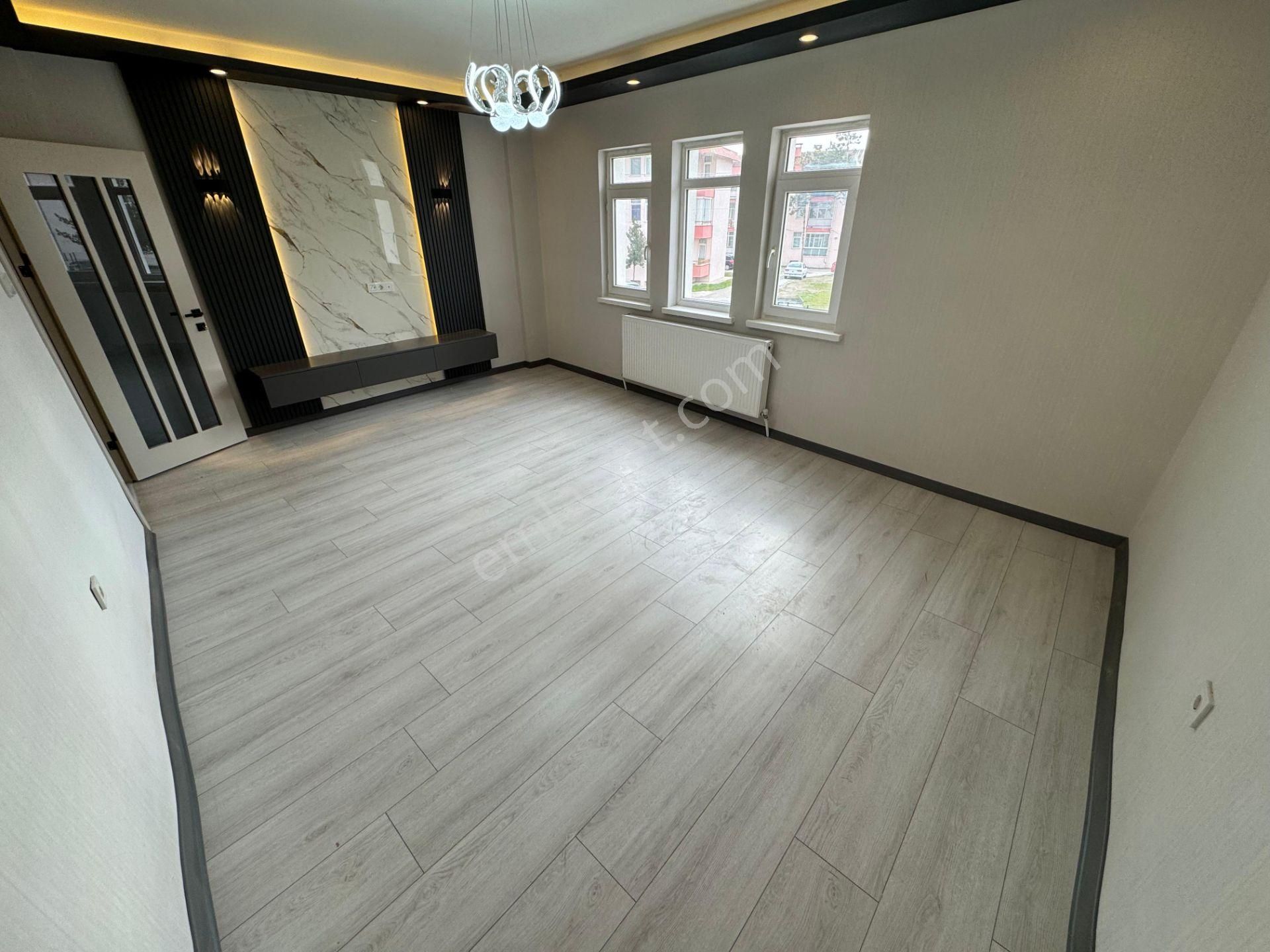 Ahi Evran Mahallesinde 3+1 Katta Full Yapılı Daire! - Görsel 6