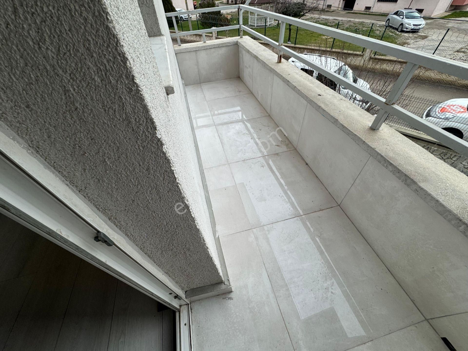 Ahi Evran Mahallesinde 3+1 Katta Full Yapılı Daire! - Görsel 33