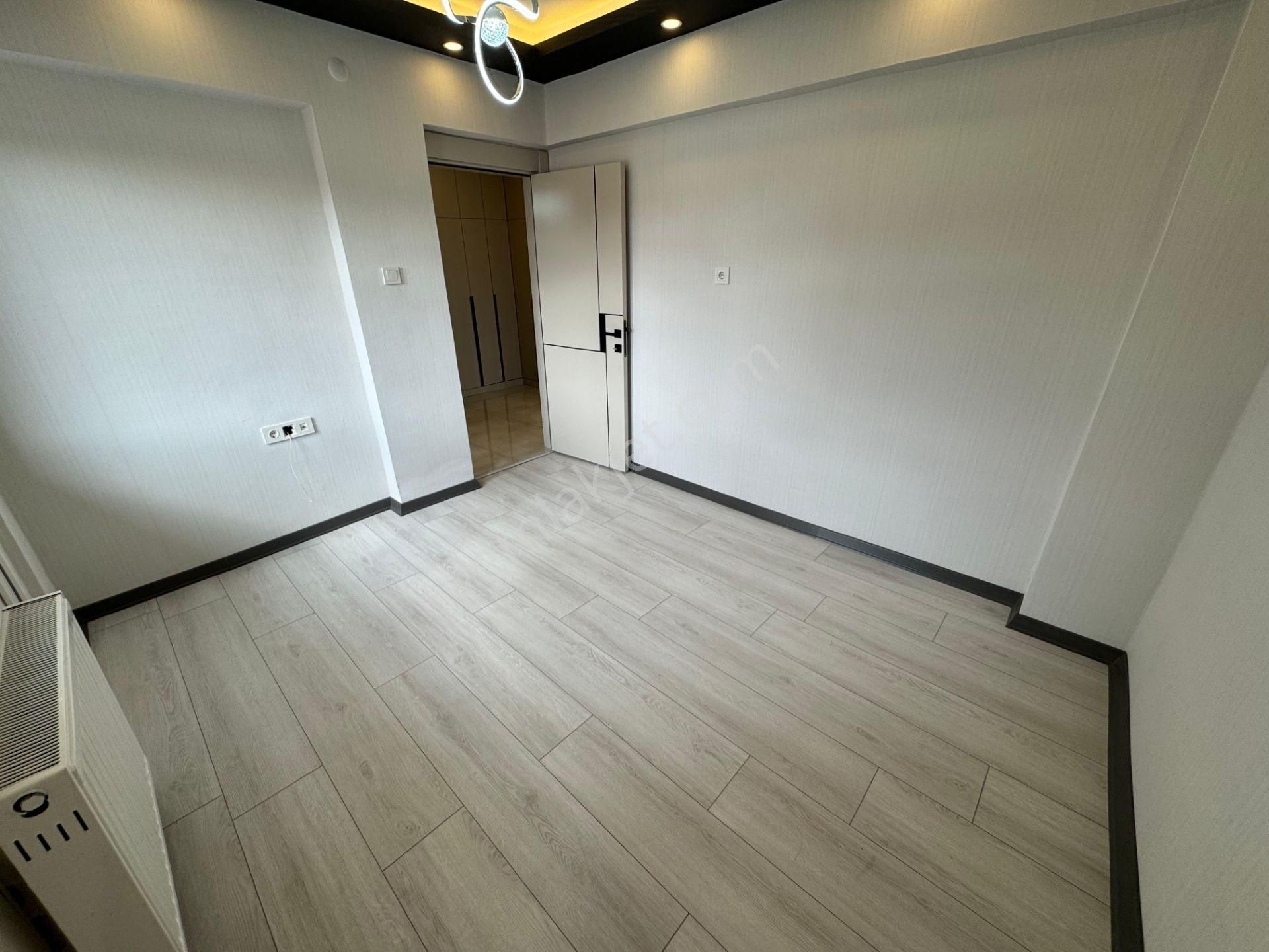 Ahi Evran Mahallesinde 3+1 Katta Full Yapılı Daire! - Görsel 27