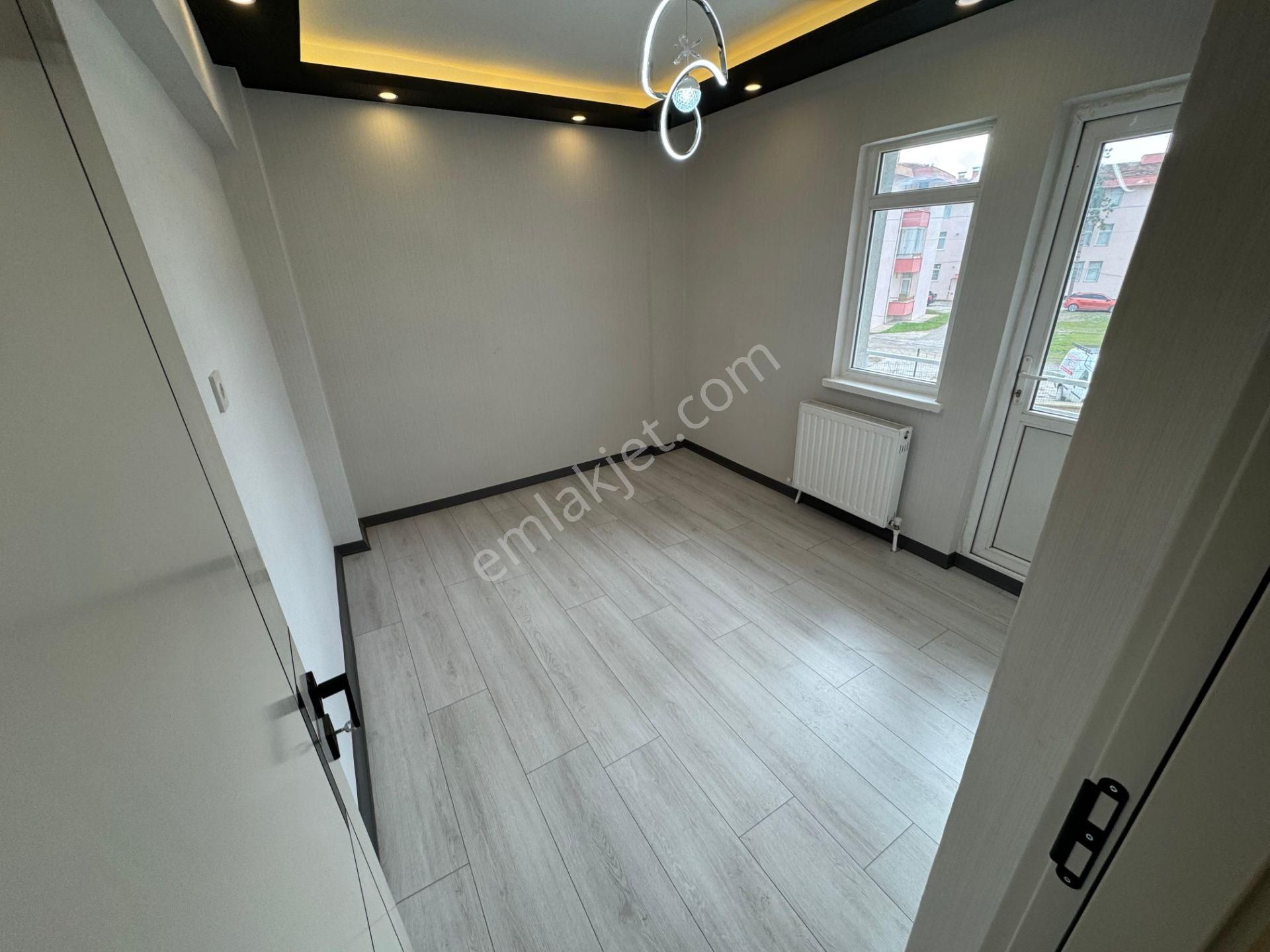 Ahi Evran Mahallesinde 3+1 Katta Full Yapılı Daire! - Görsel 13