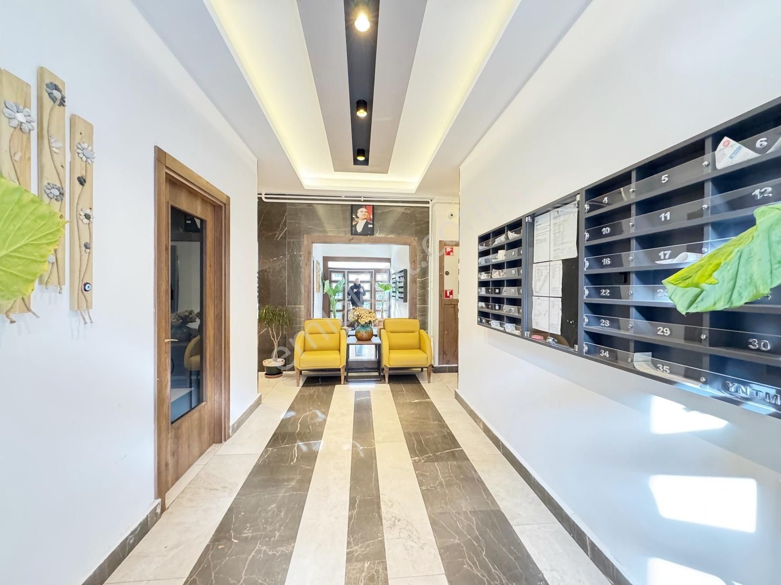 Suadiye'de 3+1 Net 95m2 Ebv Banyolu Balkonlu Boş Fırsat - Görsel 2