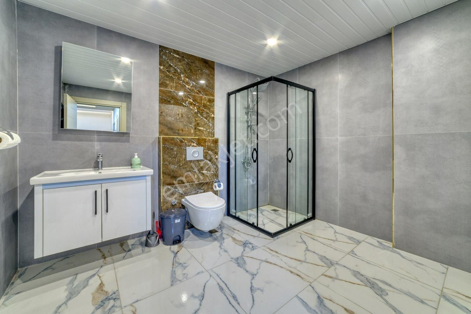Alanya Kestel’de Deniz Manzaralı, Eşyalı 1+1 Daire - Görsel 29