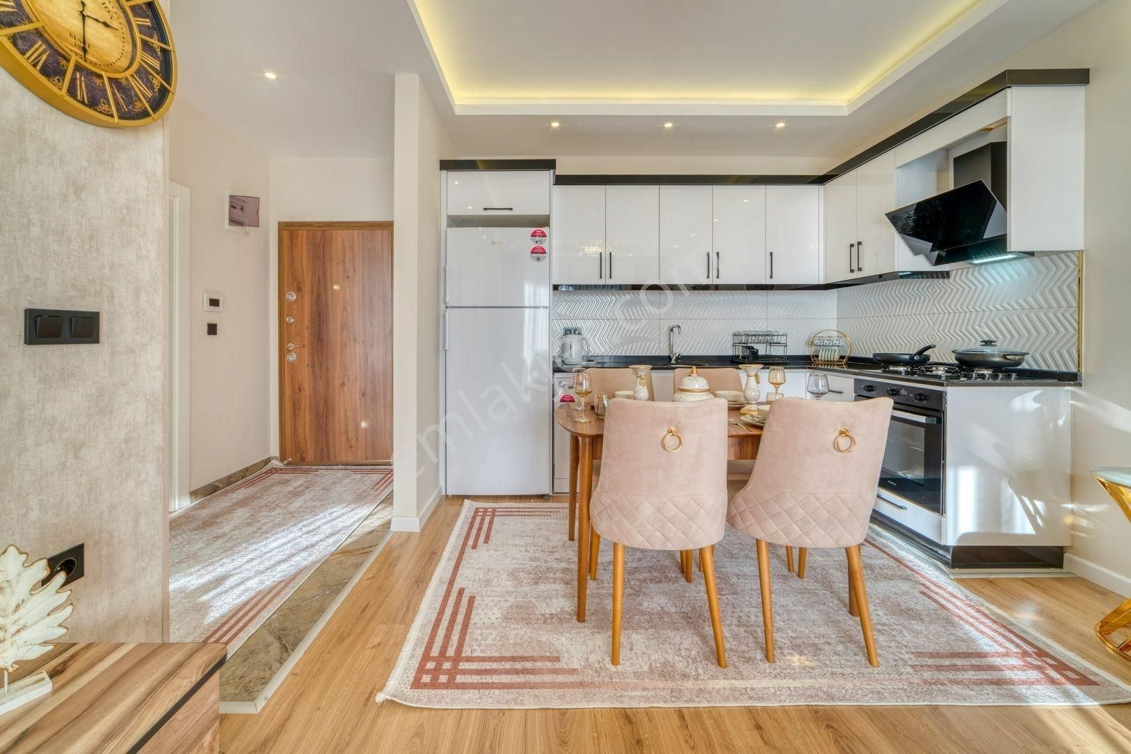 Alanya Kestel’de Deniz Manzaralı, Eşyalı 1+1 Daire - Görsel 8