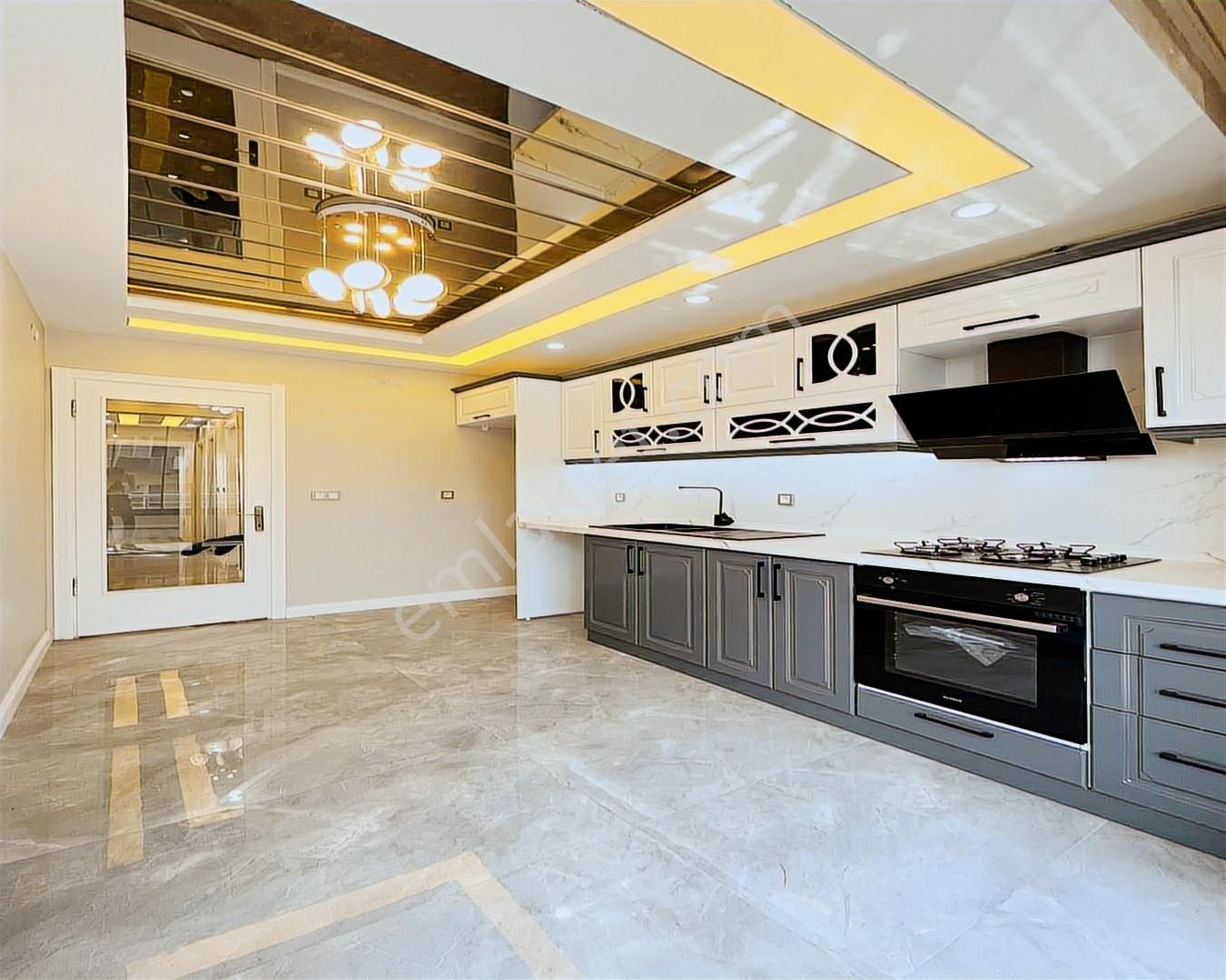 Güvenlikli Site Ve Modern Tasarımlı 2+1 Arakat Daire - Görsel 2