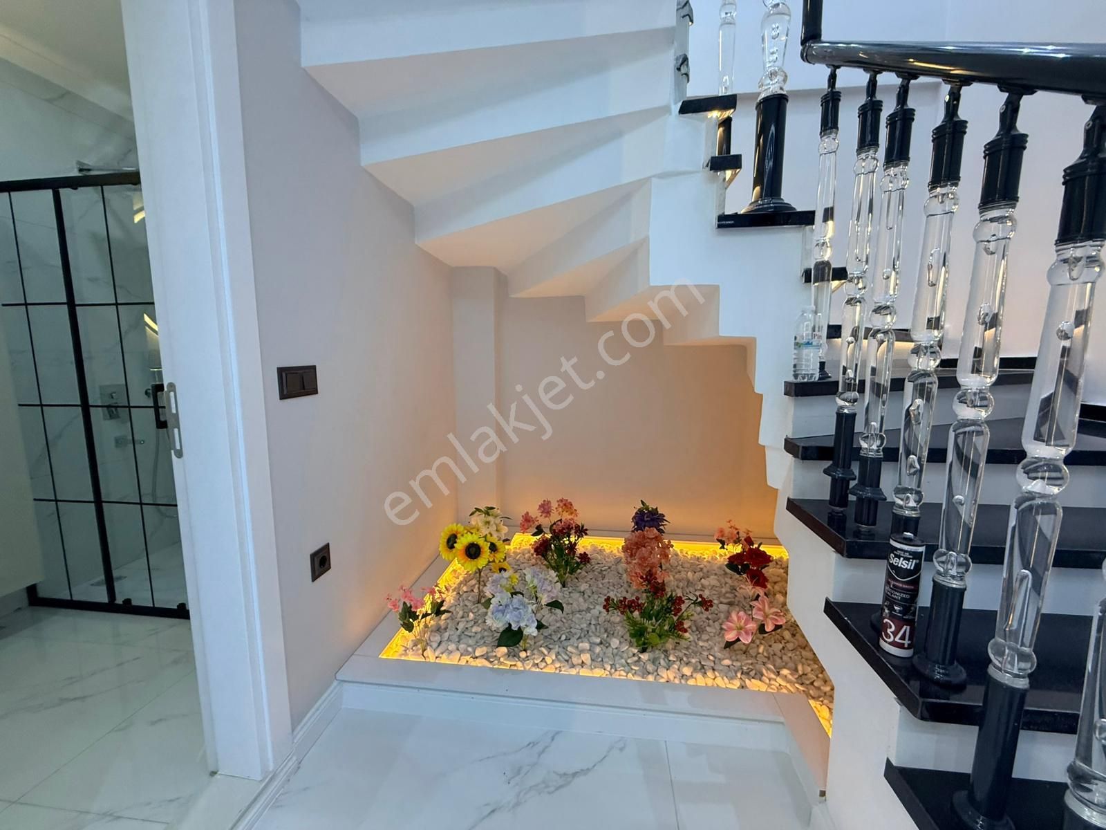 Didim Efeler Mahallesi’nde Tam Müstakil Havuzlu Lüks Villa! - Görsel 14