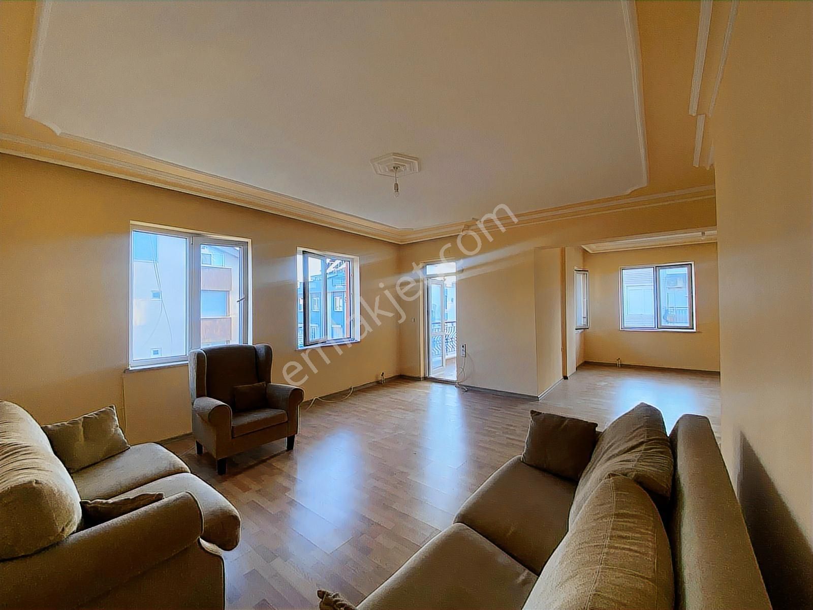 Konyaaltı Hayat Park Karşısı Çift Teraslı 5+1 Çatı Dubleks