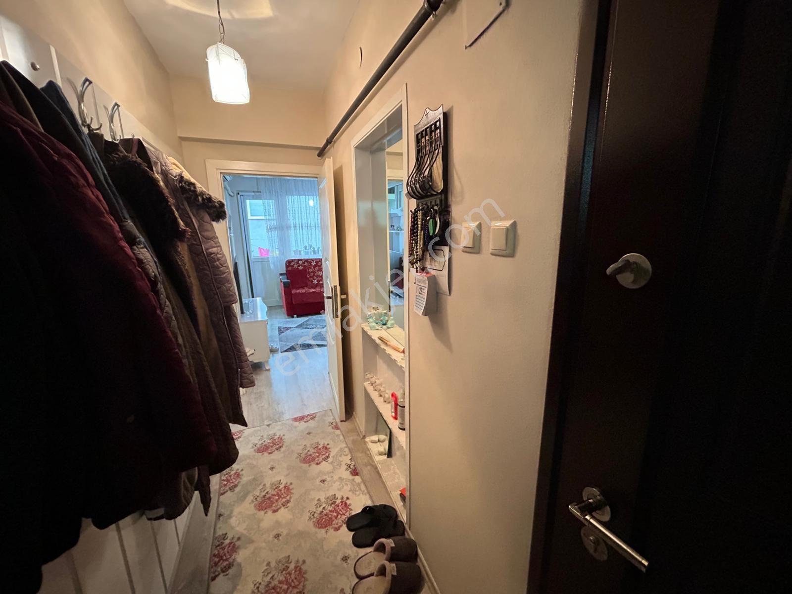 Bursa Osmangazi Hacı İlyas Mah.de 2+1 85m2 3.(arakat) Daire - Görsel 4