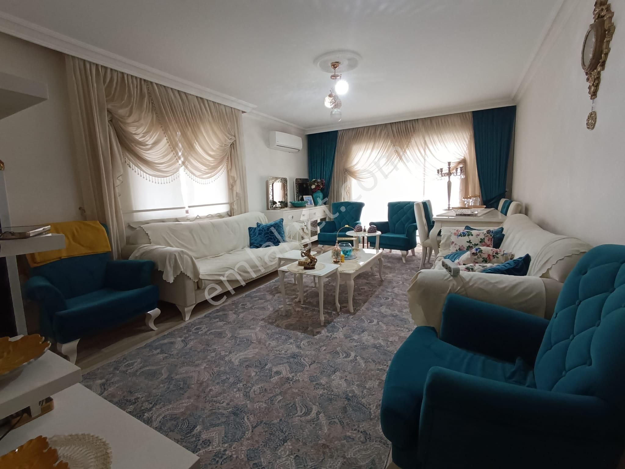 Kent'ten Saime Kadında 4+1 Katta Asansörlü Fırsat Daire