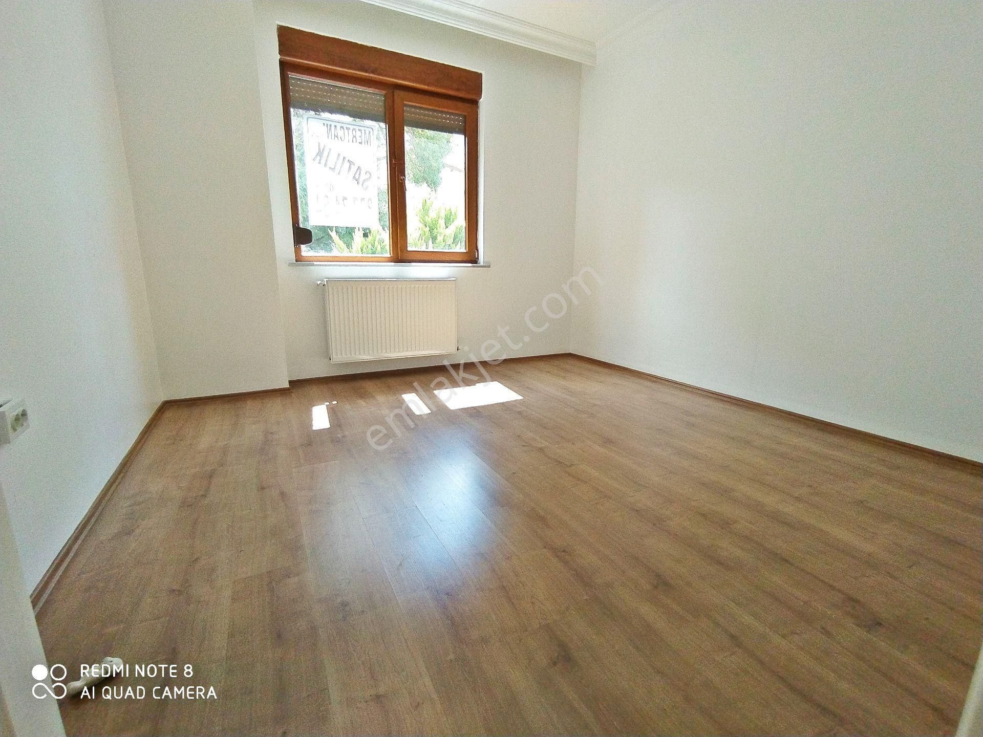 Mertcan Dan Yakacık Meydana Yürüme Kredi Limitsiz 3+1 İskanlı - Görsel 3