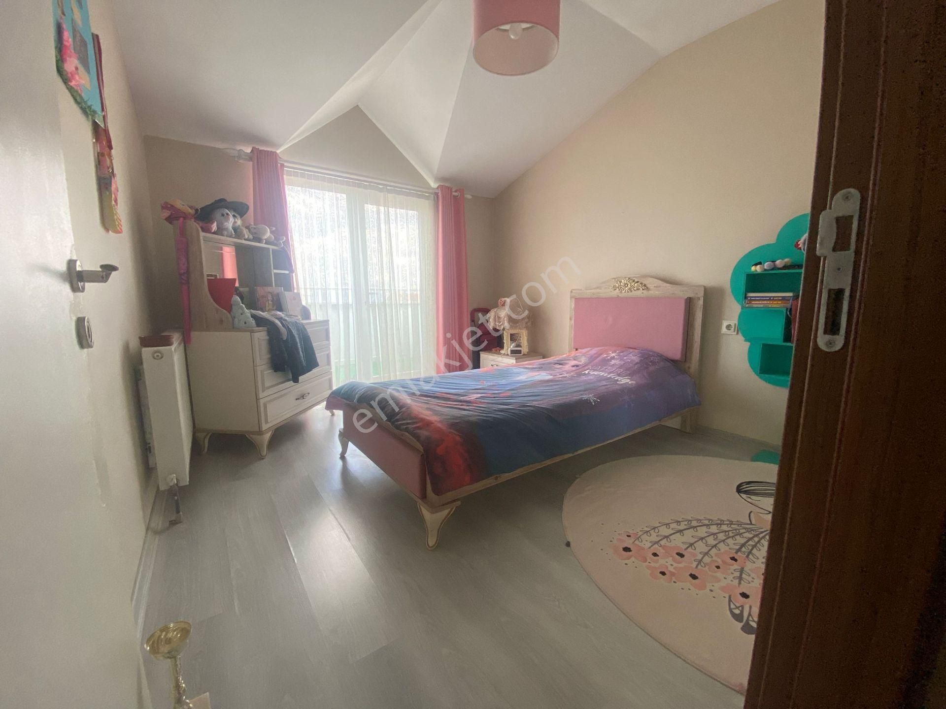 Bursa Yıldırım Akçağlayan'da 4+1 170m2 7 Yıllık Binada Dublex - Görsel 20