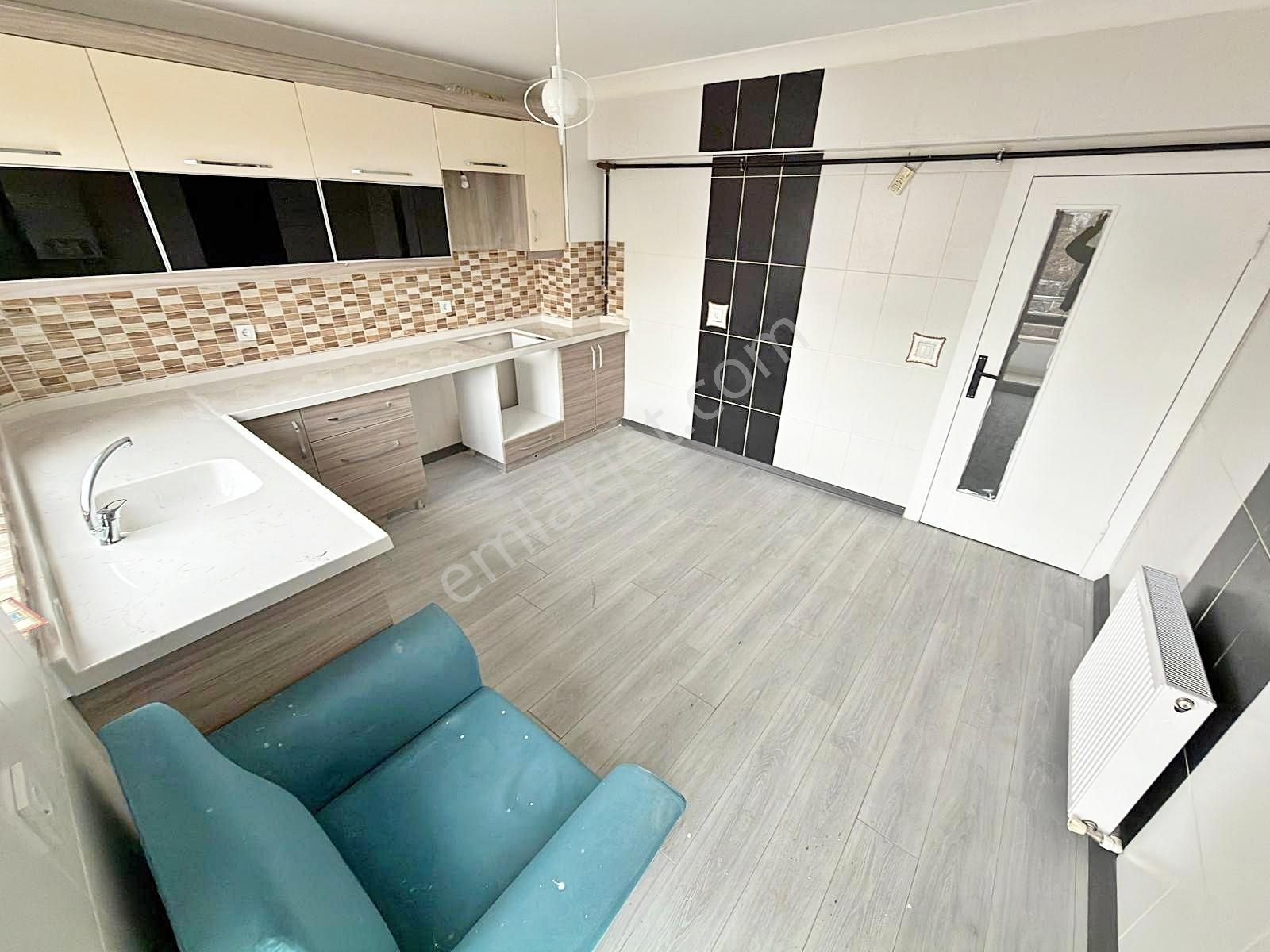 Yuvam'dan Ultra Geniş Merkezi Konum'dan Bulvar Üzeri 3+1 Kiralık - Görsel 34