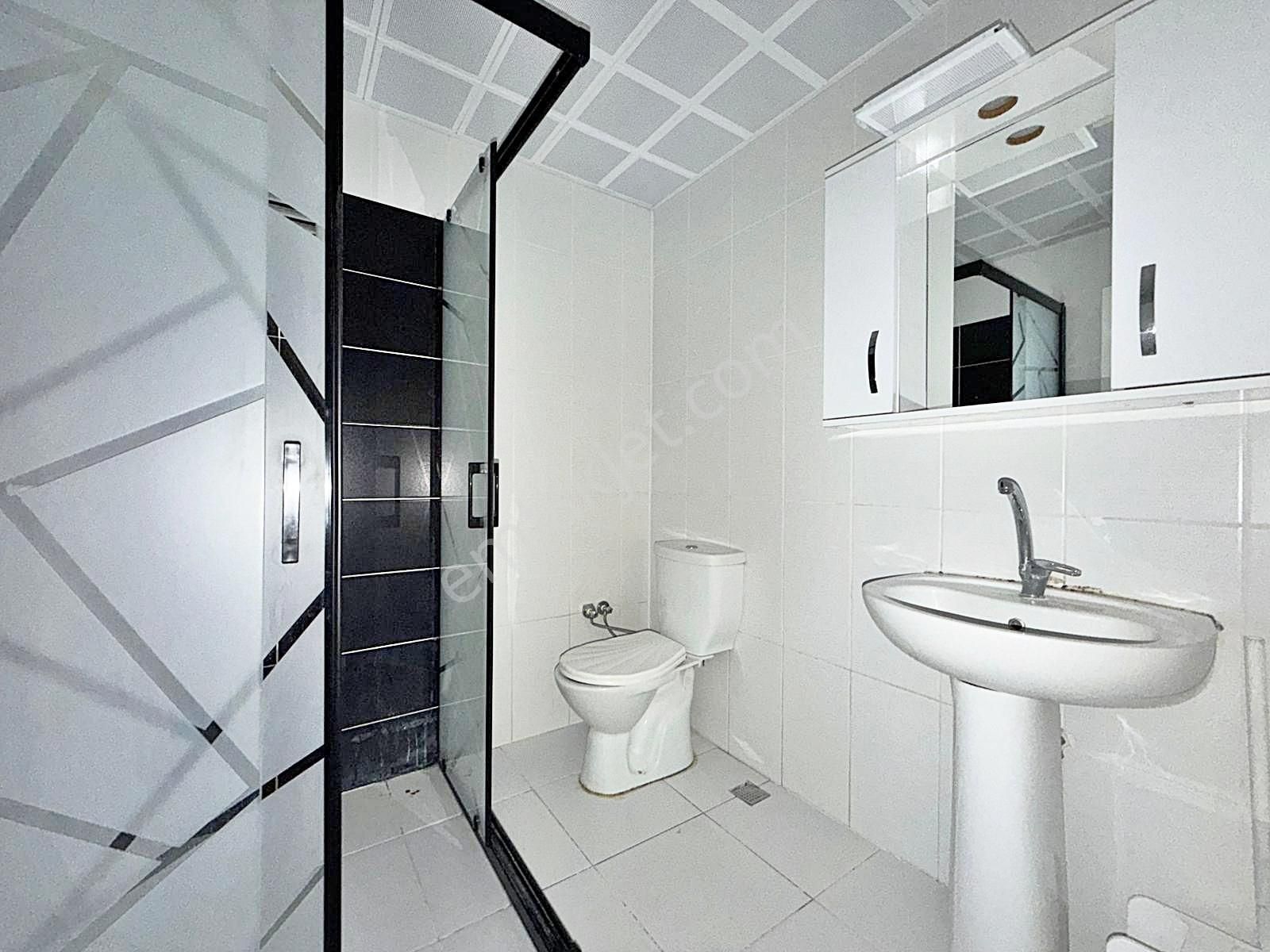 Yuvam'dan Ultra Geniş Merkezi Konum'dan Bulvar Üzeri 3+1 Kiralık - Görsel 14