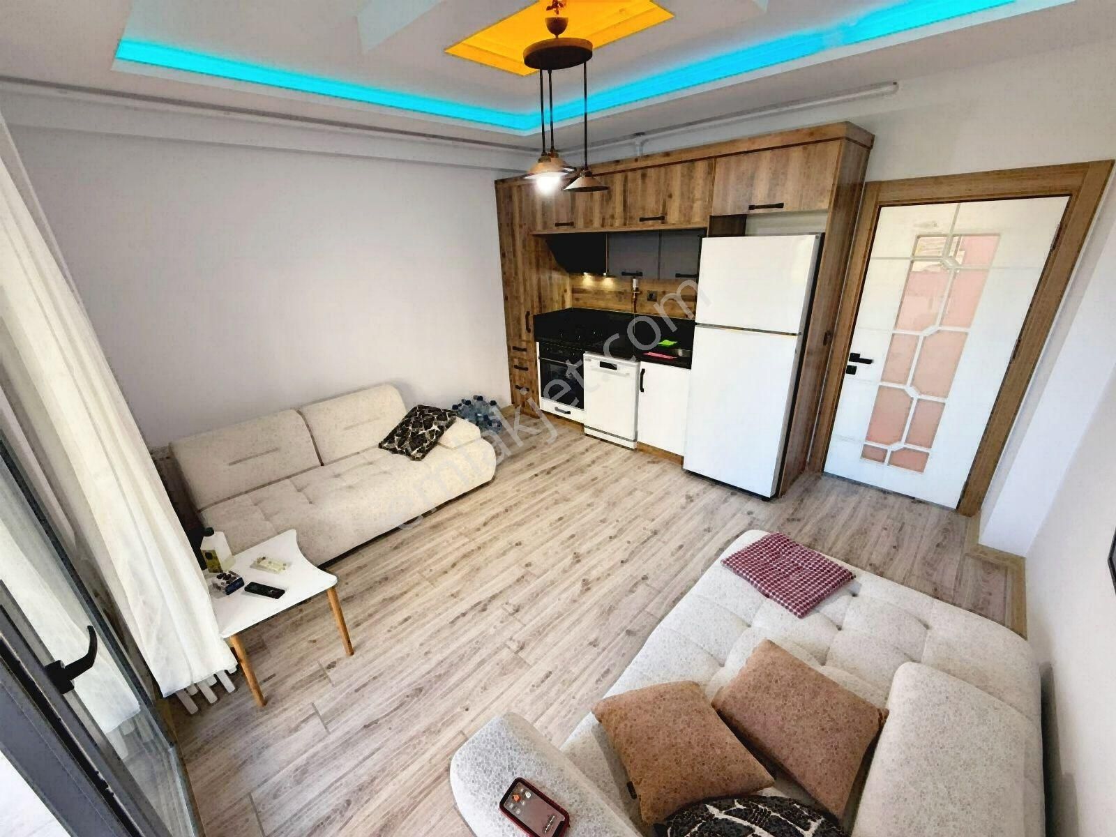 🔴 Güç Gayrimenkul'den Akçay'da Ön Cephe Müstakil Tadında Cam Balkonlu 1+1 Daire - Görsel 27