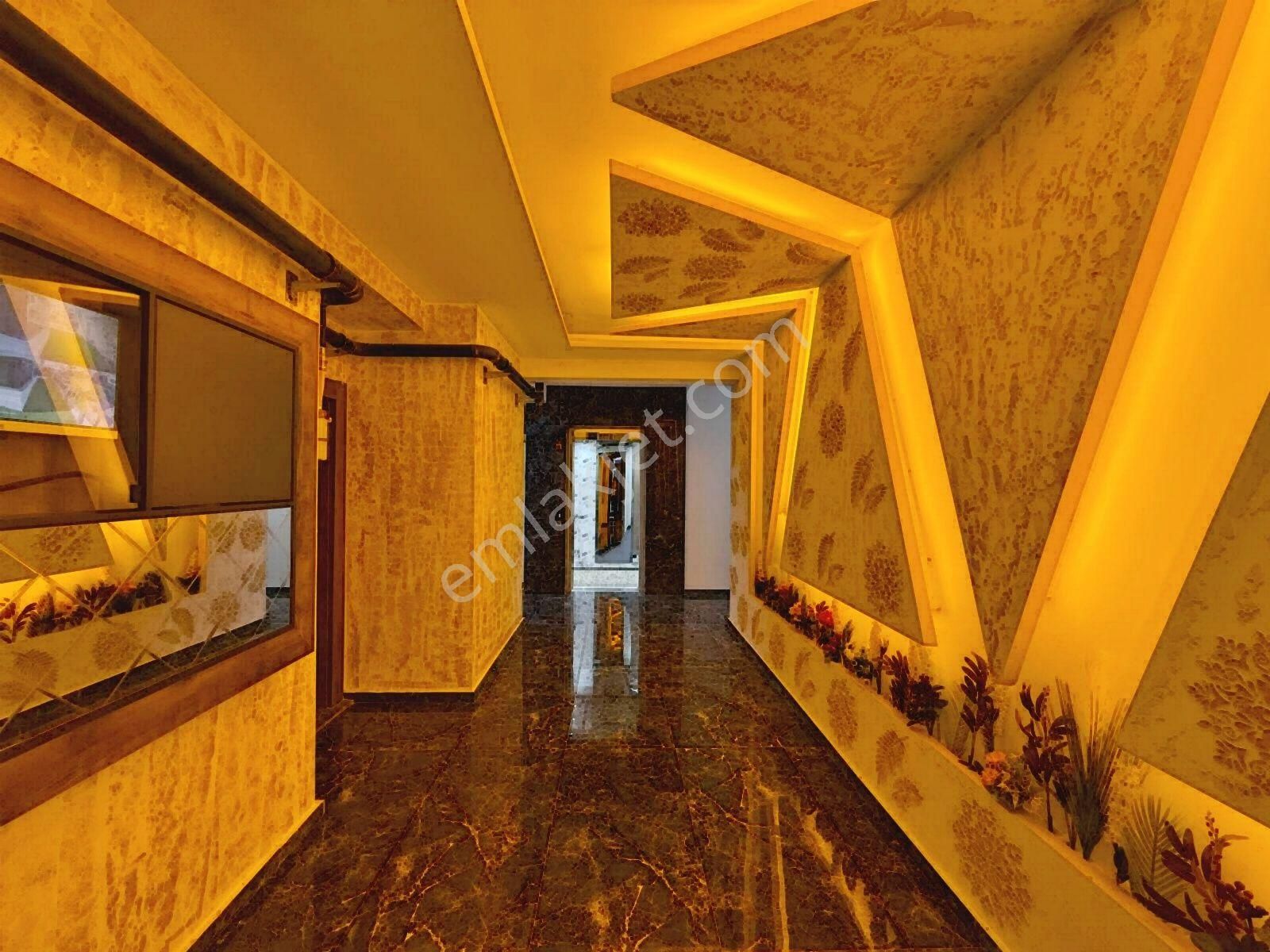 🔴 Güç Gayrimenkul'den Akçay'da Ön Cephe Müstakil Tadında Cam Balkonlu 1+1 Daire - Görsel 2