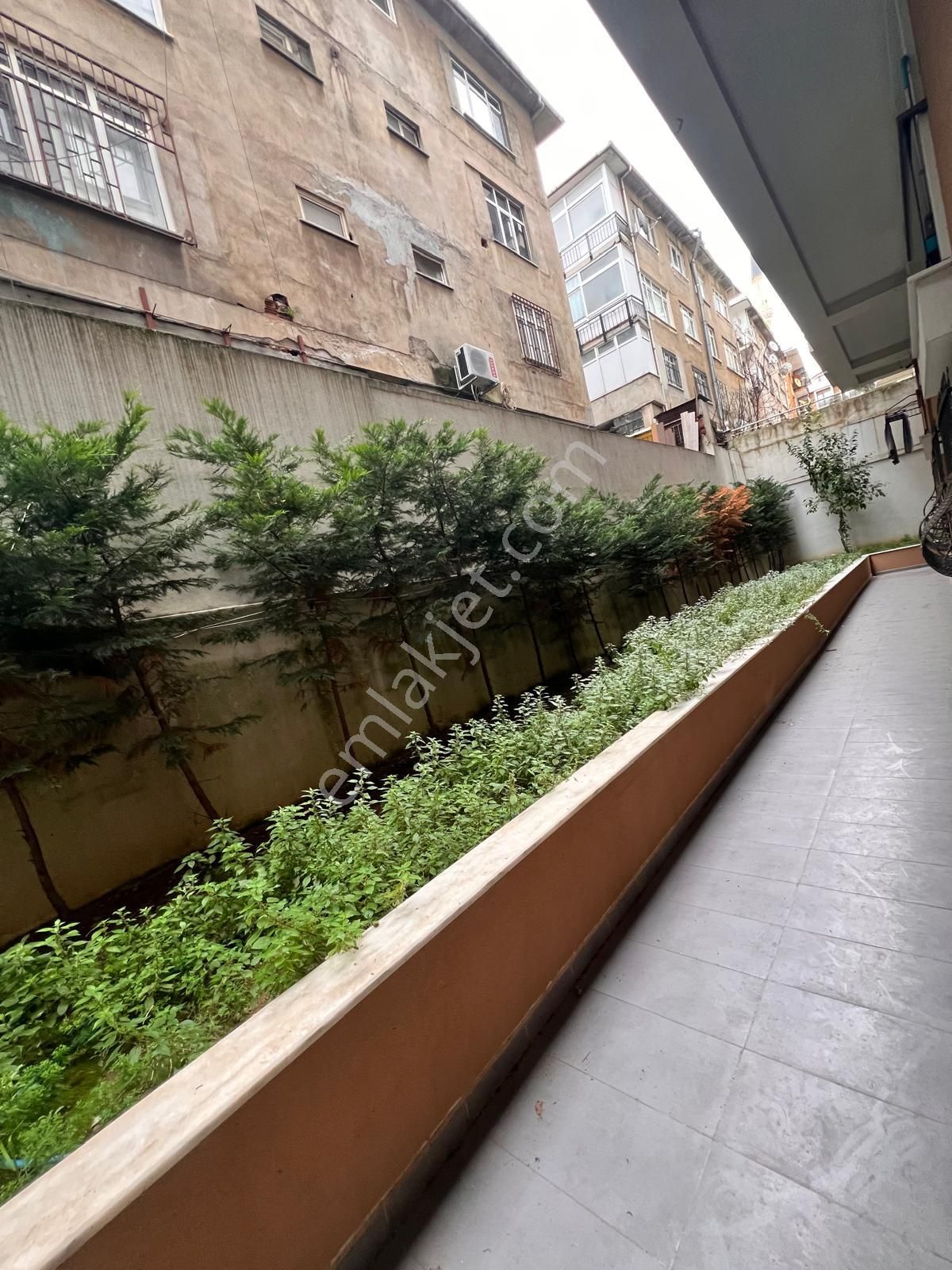 Kaçmaz'dan Cevizlide Minibüs Yolunun Dibinde Lüx Tasarlanmış 3+1 - Görsel 29