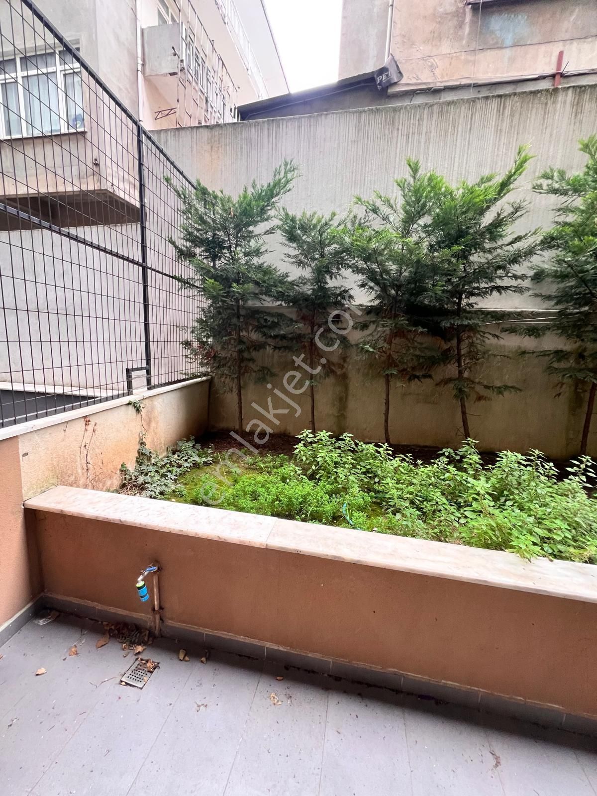 Kaçmaz'dan Cevizlide Minibüs Yolunun Dibinde Lüx Tasarlanmış 3+1 - Görsel 28