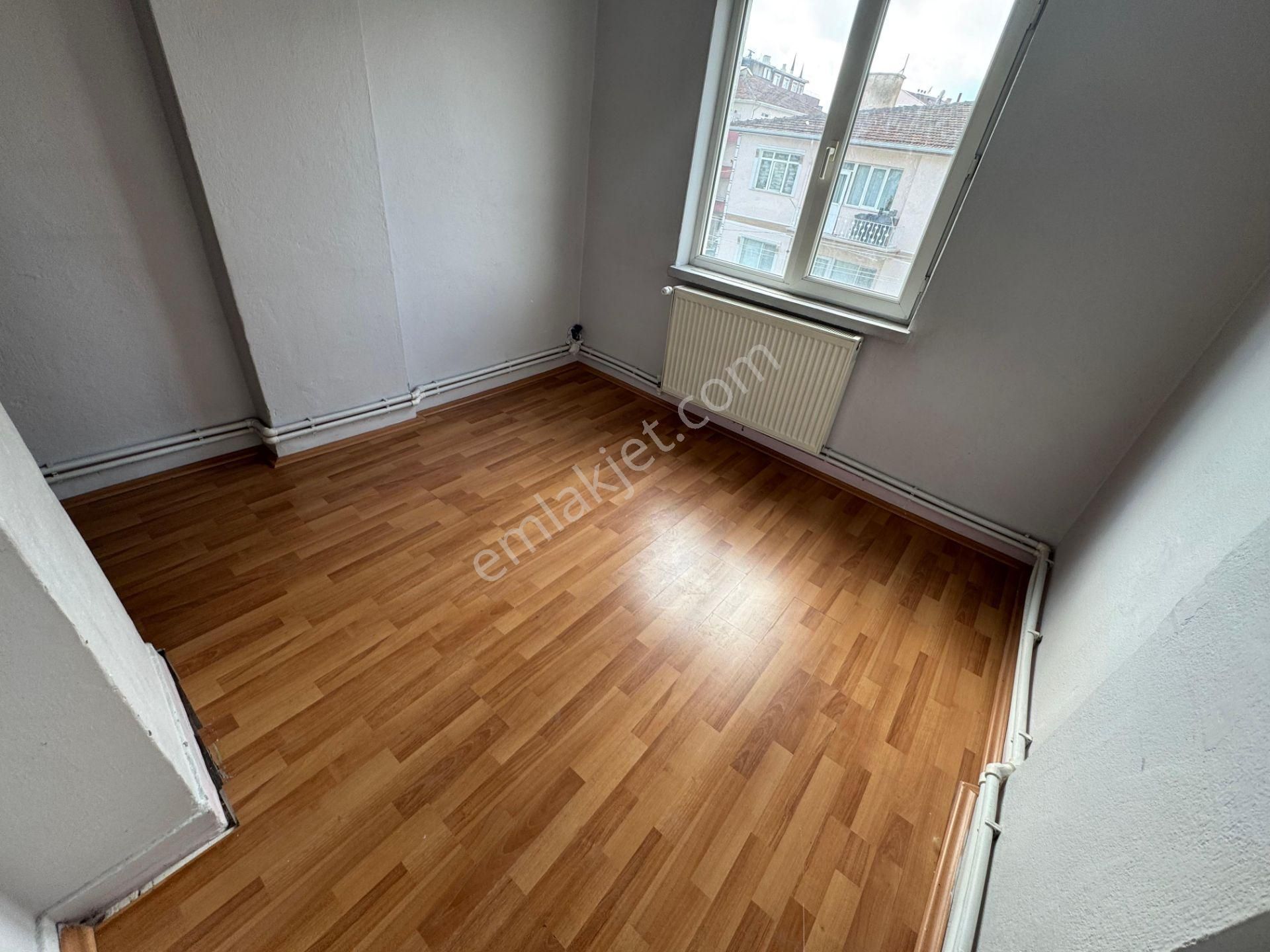 İstasyon Mahallesinde 3+1 2.ara Katta Fırsat Daire! - Görsel 21