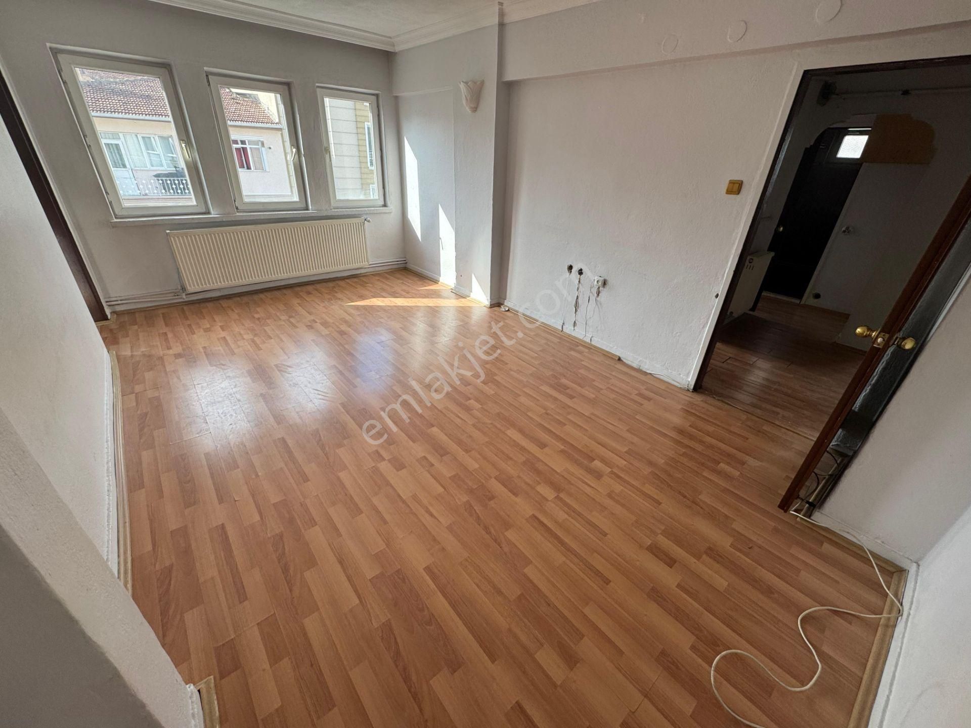 İstasyon Mahallesinde 3+1 2.ara Katta Fırsat Daire! - Görsel 8