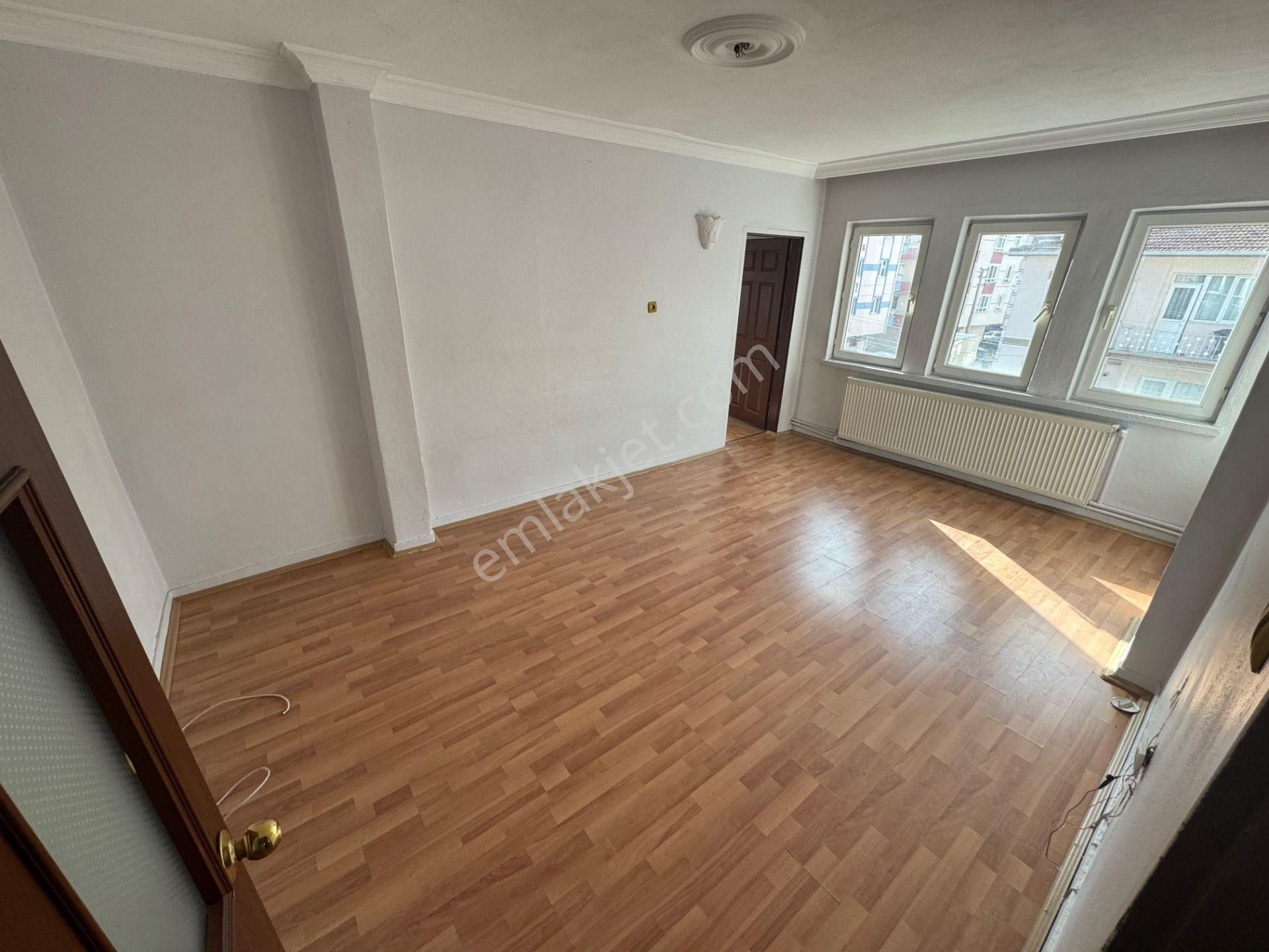 İstasyon Mahallesinde 3+1 2.ara Katta Fırsat Daire! - Görsel 5