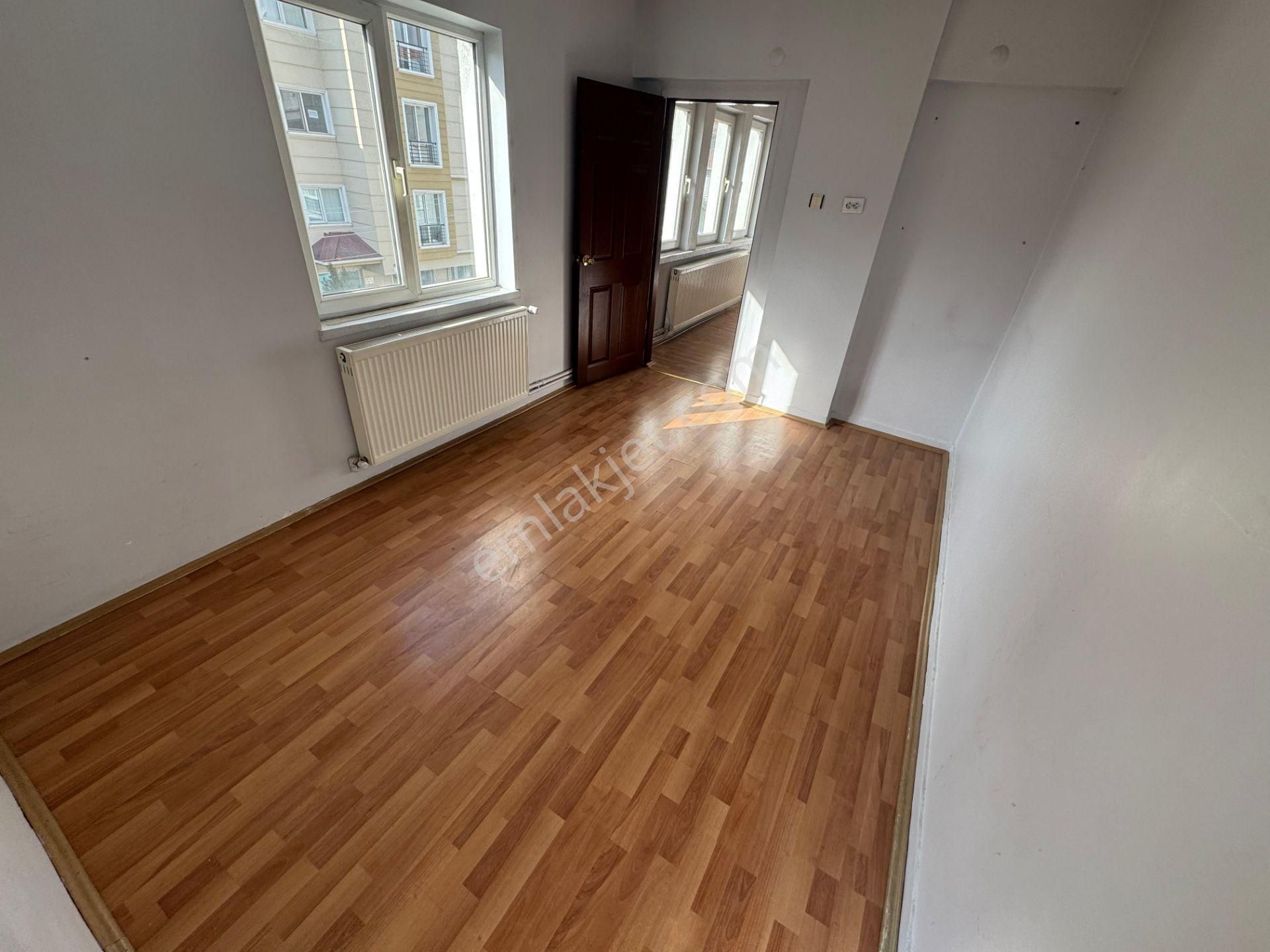 İstasyon Mahallesinde 3+1 2.ara Katta Fırsat Daire! - Görsel 17