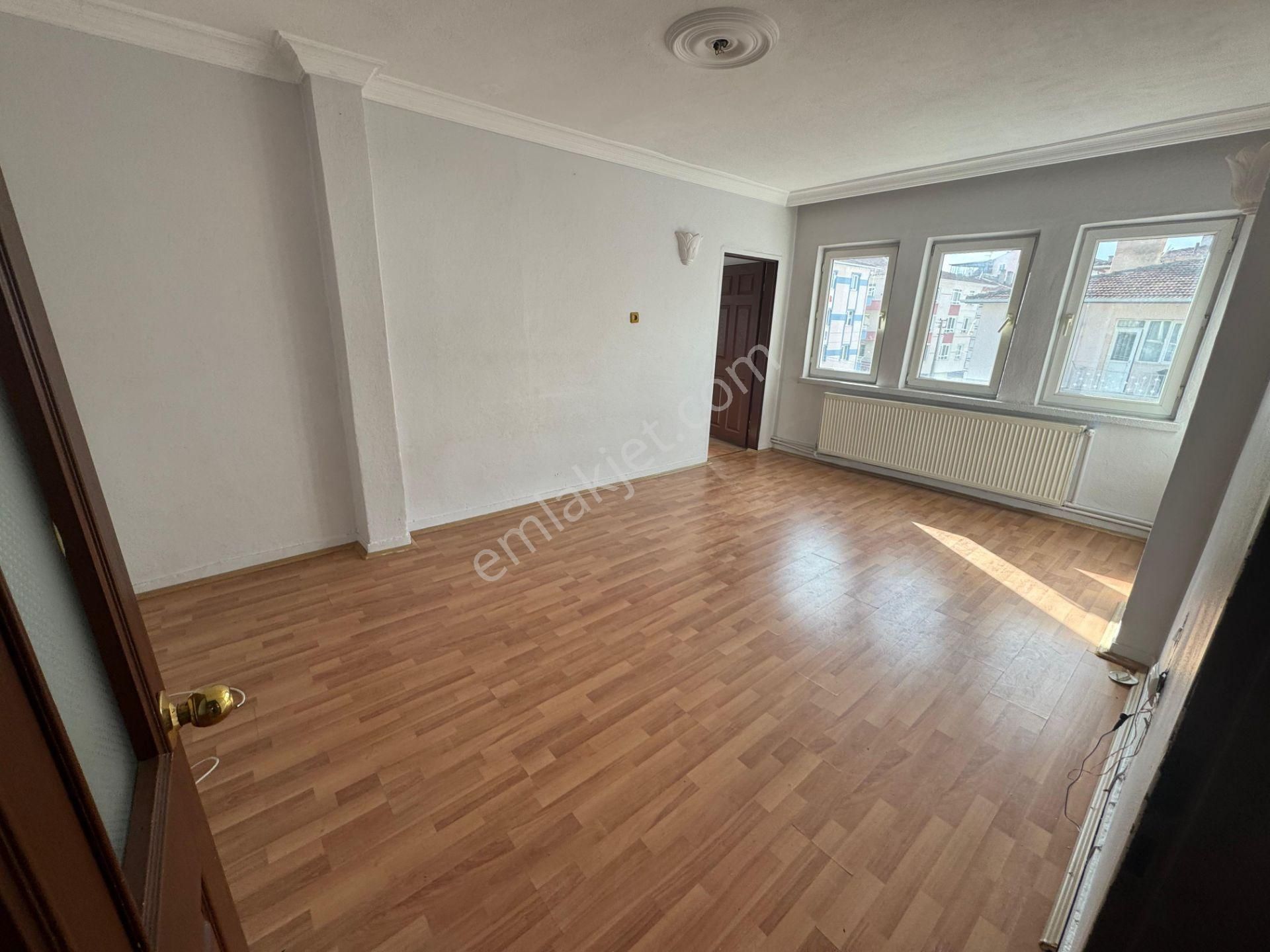 İstasyon Mahallesinde 3+1 2.ara Katta Fırsat Daire! - Görsel 6