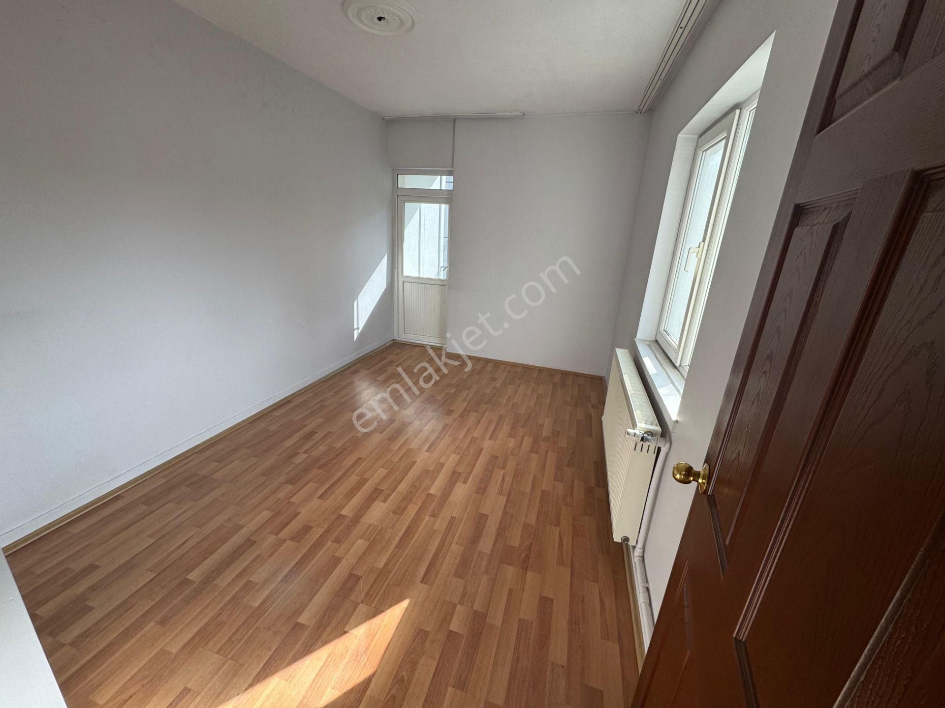 İstasyon Mahallesinde 3+1 2.ara Katta Fırsat Daire! - Görsel 15