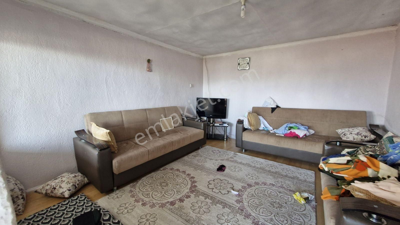 Kemalpaşa Yeşilyurt Köyünde Satılık Müstakil Ev 291 M² Bahçesi - Görsel 8