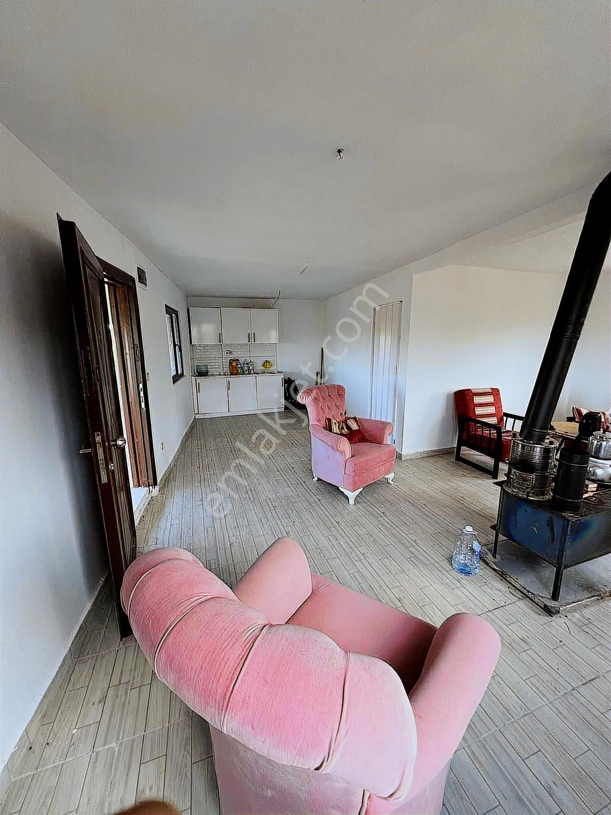 Yıldızlar Gayrimenkulden Satılık Yazlık - Görsel 2