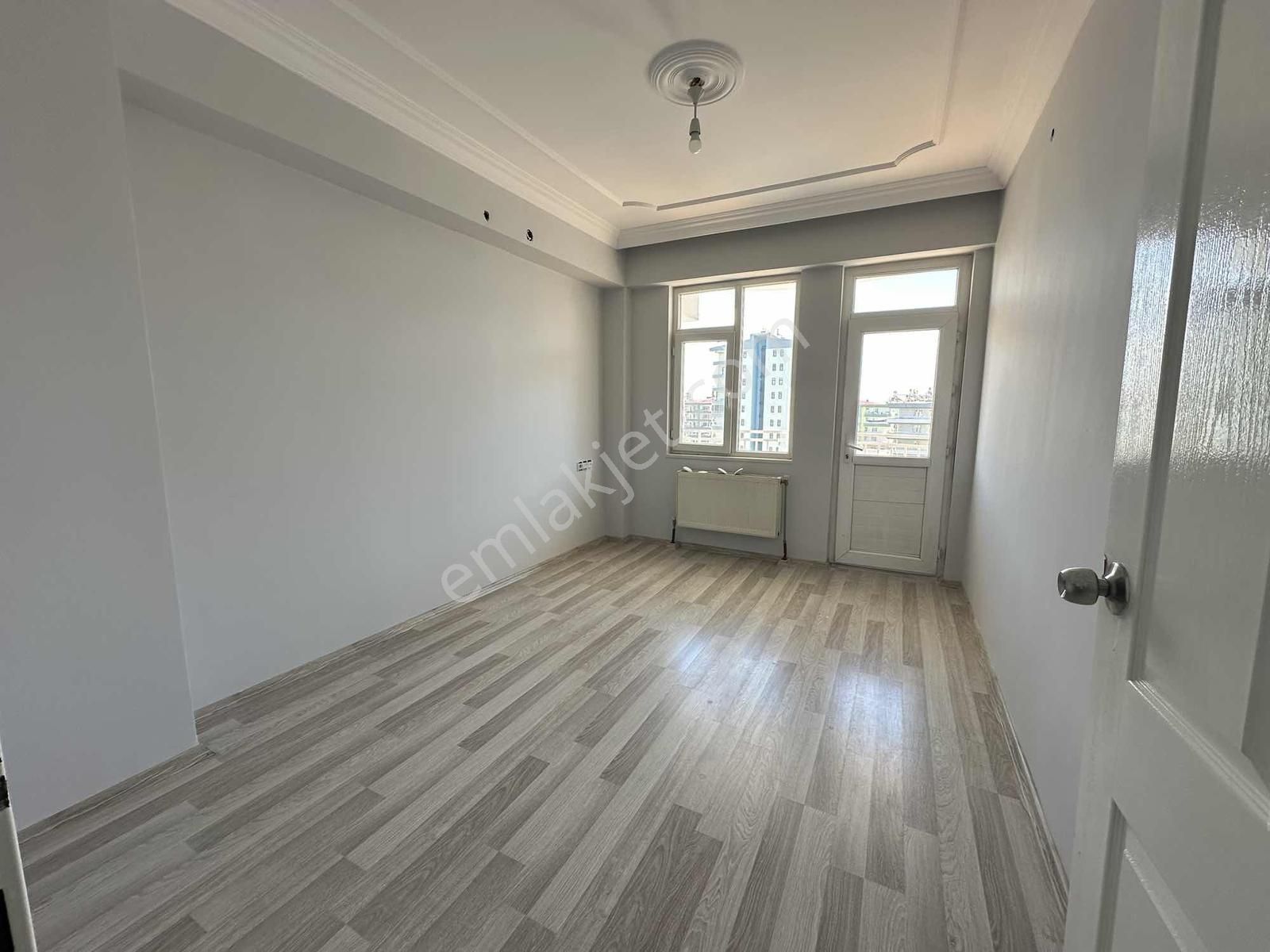 Özfırat 2 Sitesinde Satılık 3+1 Daire - Görsel 19